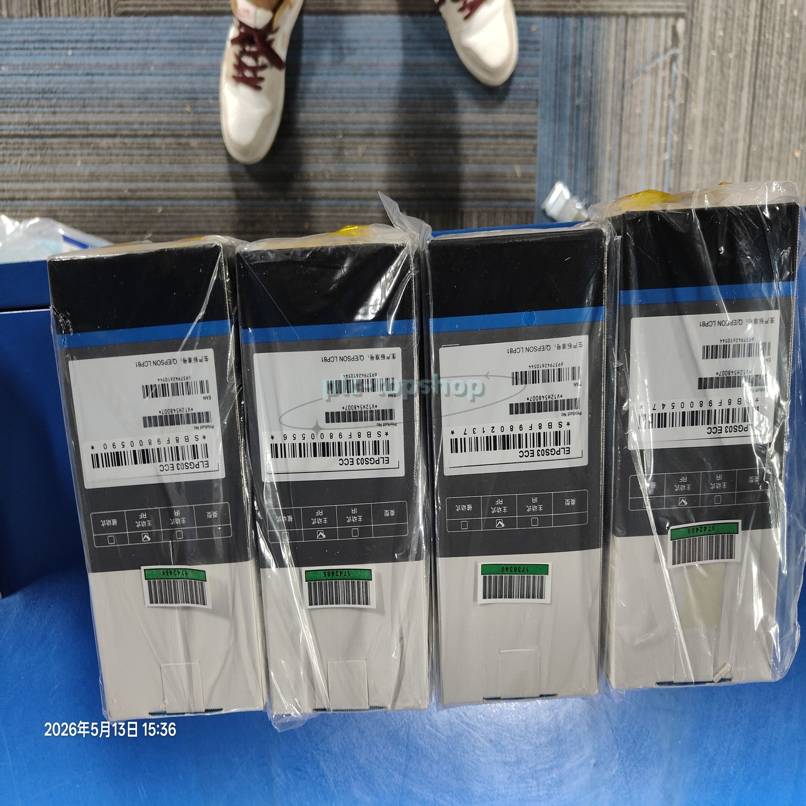 Genuine Epson ELPGS03 RF 3D Glasses for 2000 2030 3020e 5020UBe 5030UBe PLC