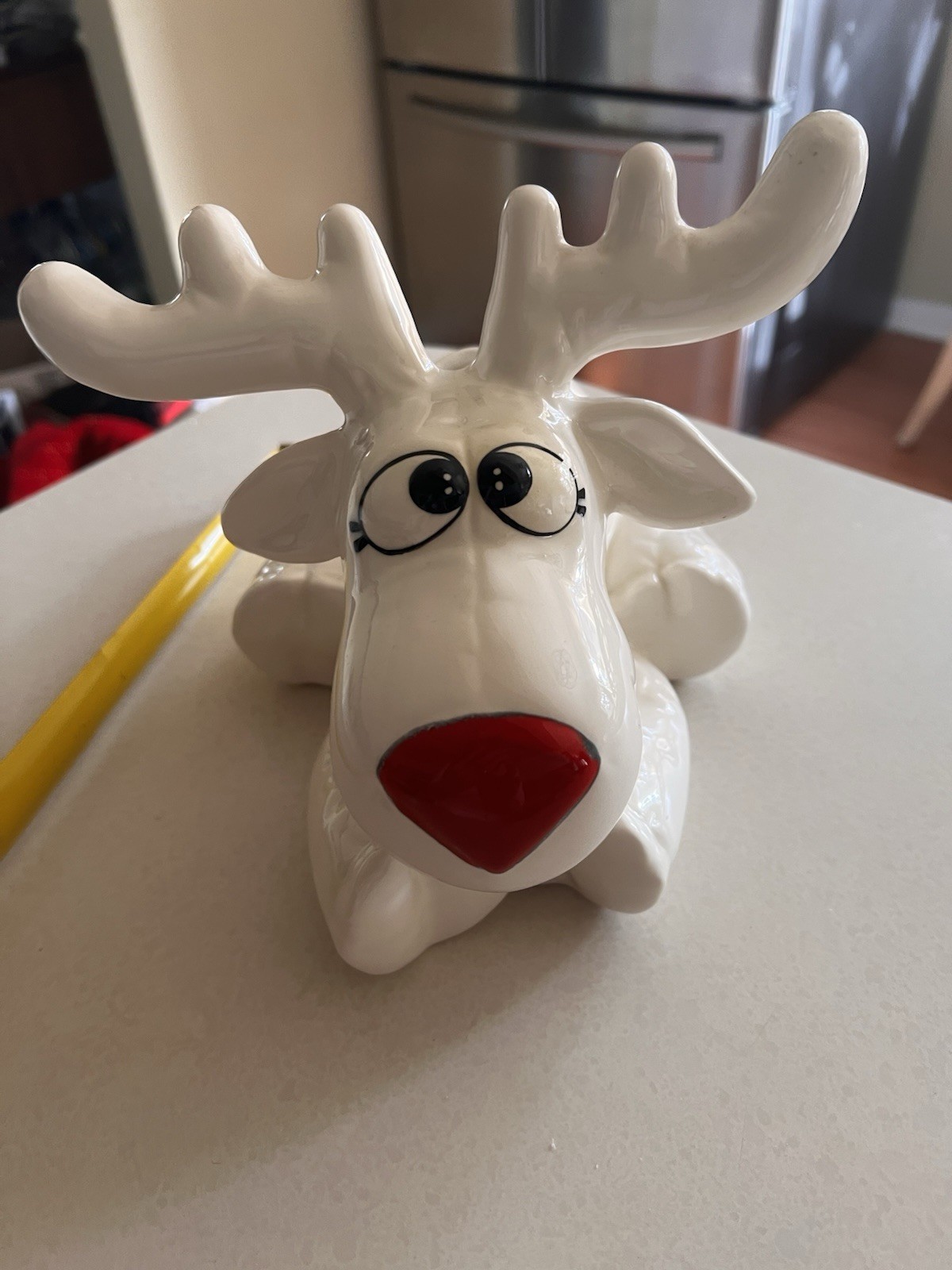 Christmas Ceramic Reindeer Planter White Red Nose Holiday Flower Pot 6.5” T X 9”