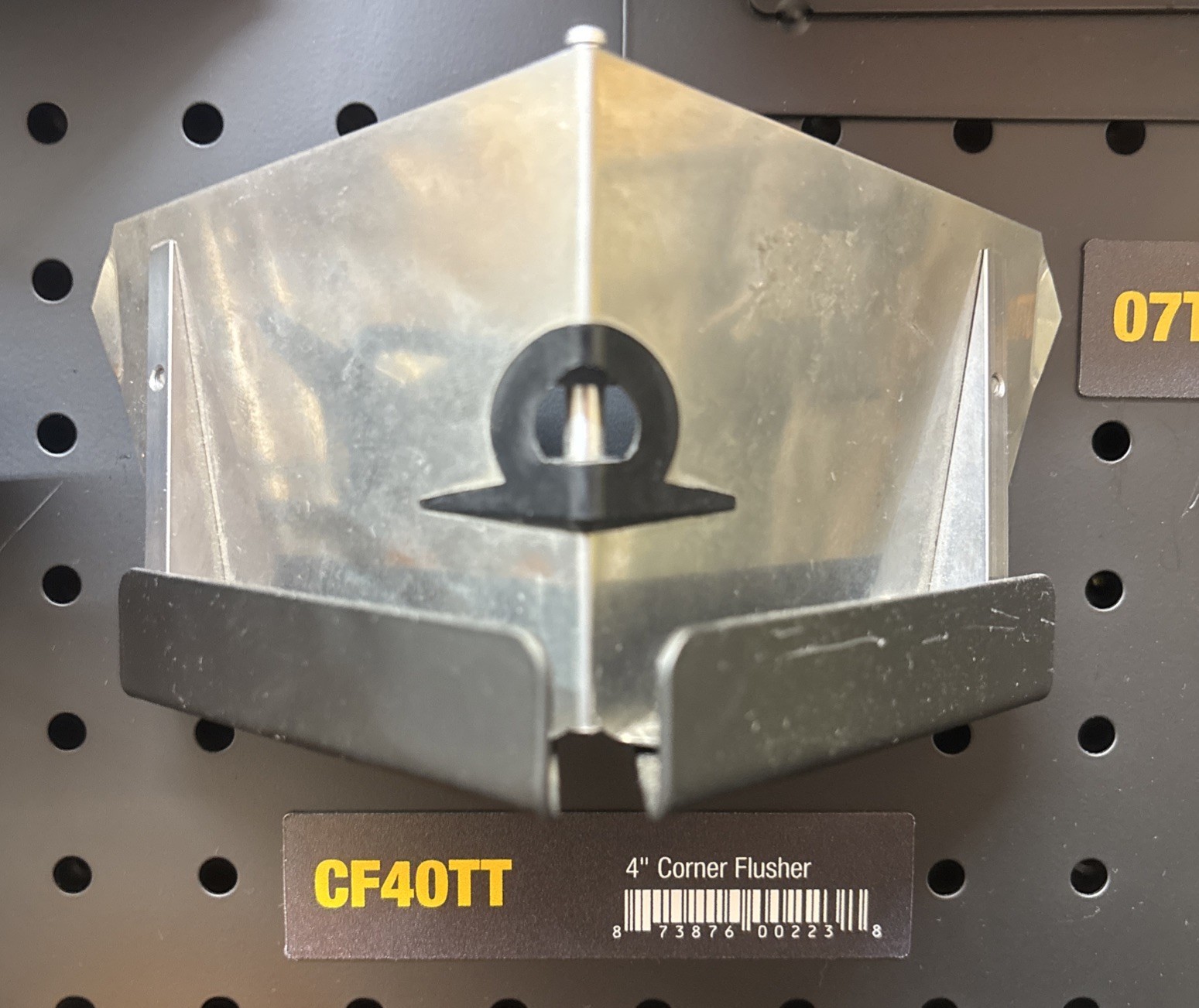 TapeTech CF40TT - 4 Inch Corner Flusher
