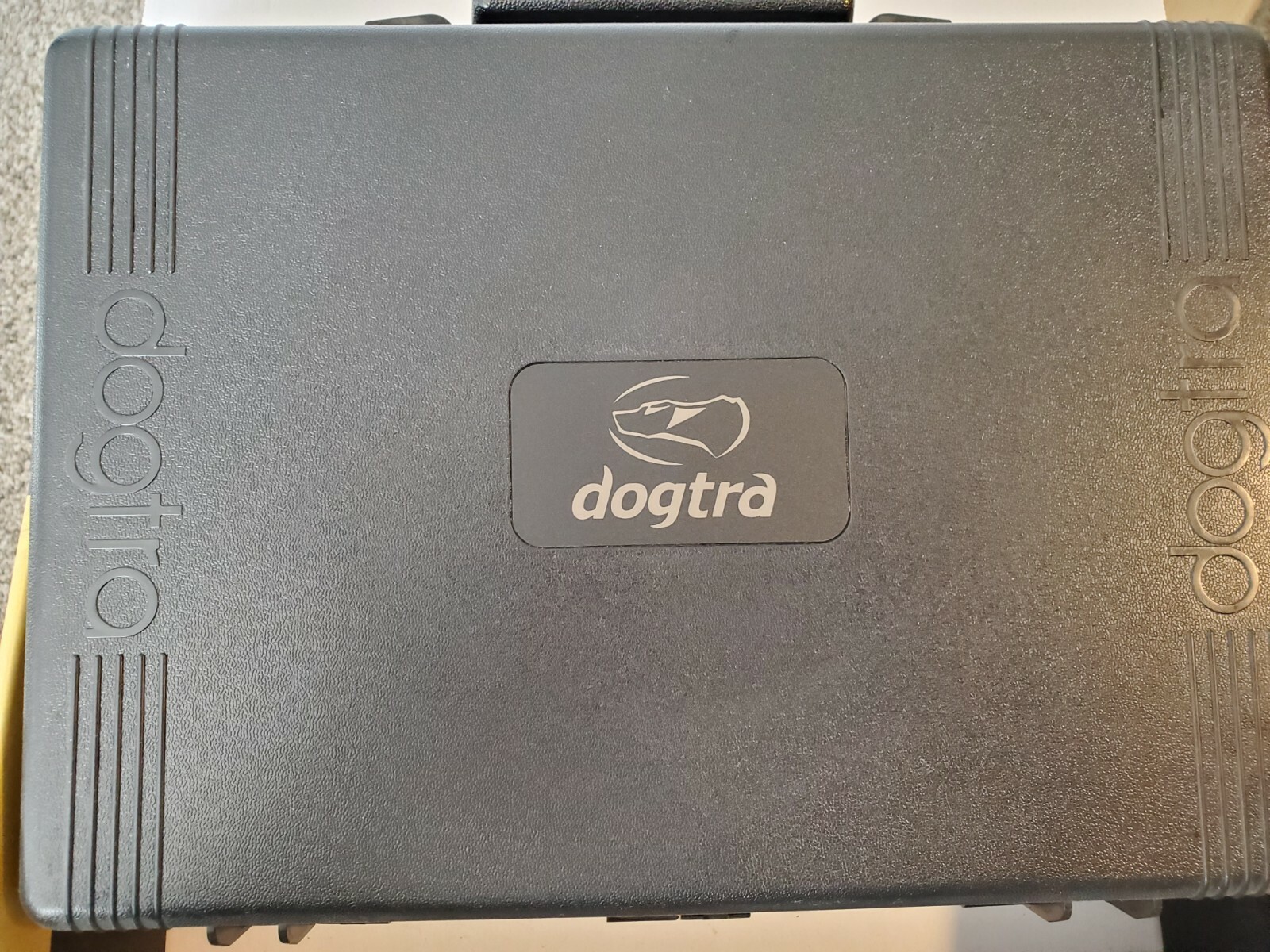 USED DOGTRA 1900S SUPERIOR VERSATILITY REMOTE CONTROLLED DOG TRAINING COLLAR