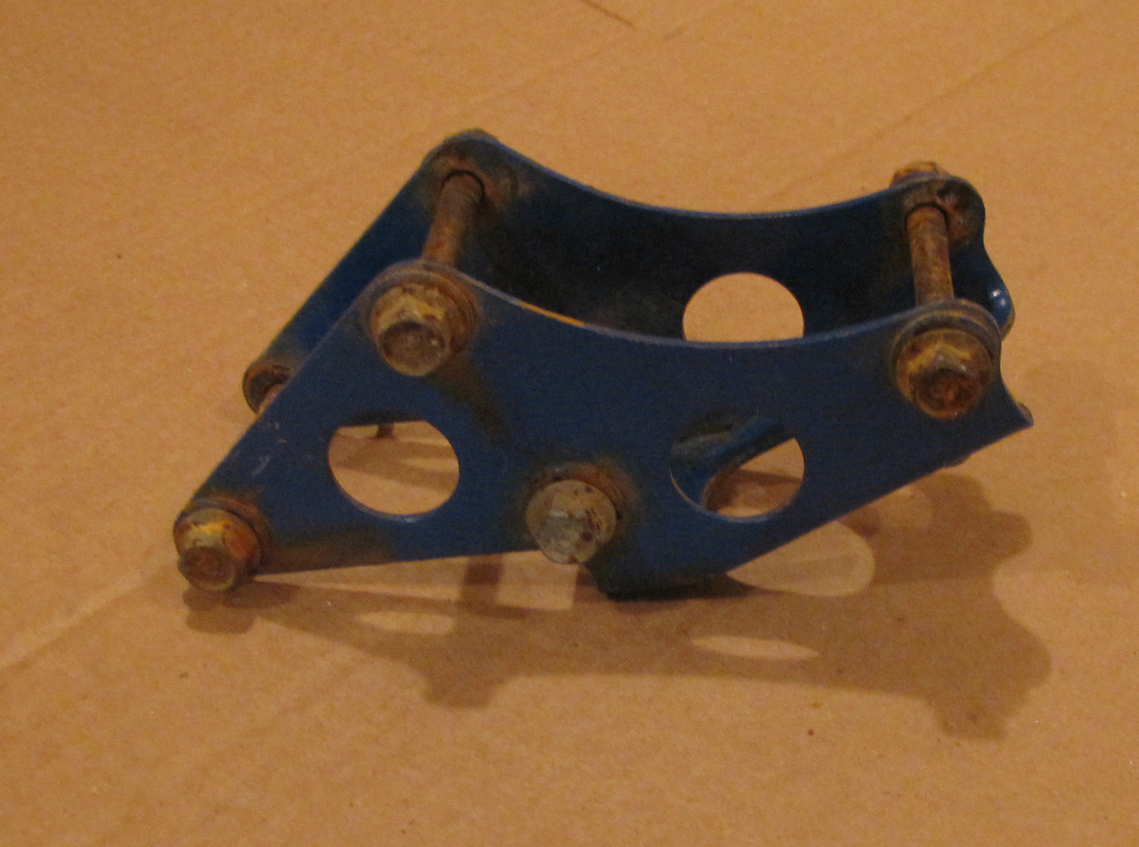 YAMAHA XT350 MOTOR MOUNT 1995