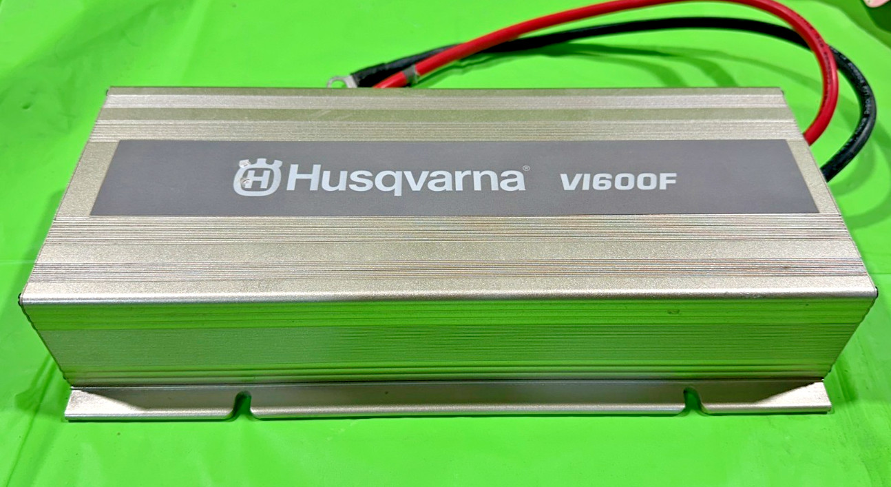 OPEN BOX Husqvarna V1600F DC AC Inverter 12V to 120V 600W 967628504