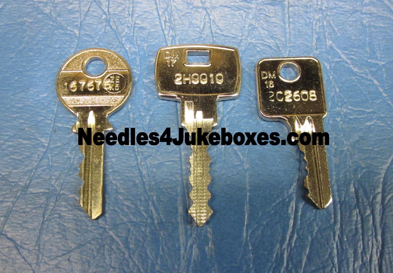 NSM Jukebox Cabinet Key: Your Choice of One: #167676 or 2C2608 or 2H0010