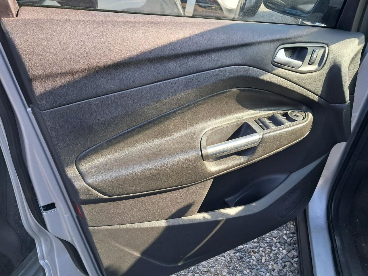 ESCAPE 2014 Glove Box 4789069