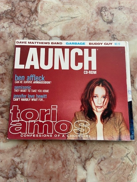 Tori Amos RARE Launch CD-ROM #19 Music Magazine, Digital Book TA ears with feet