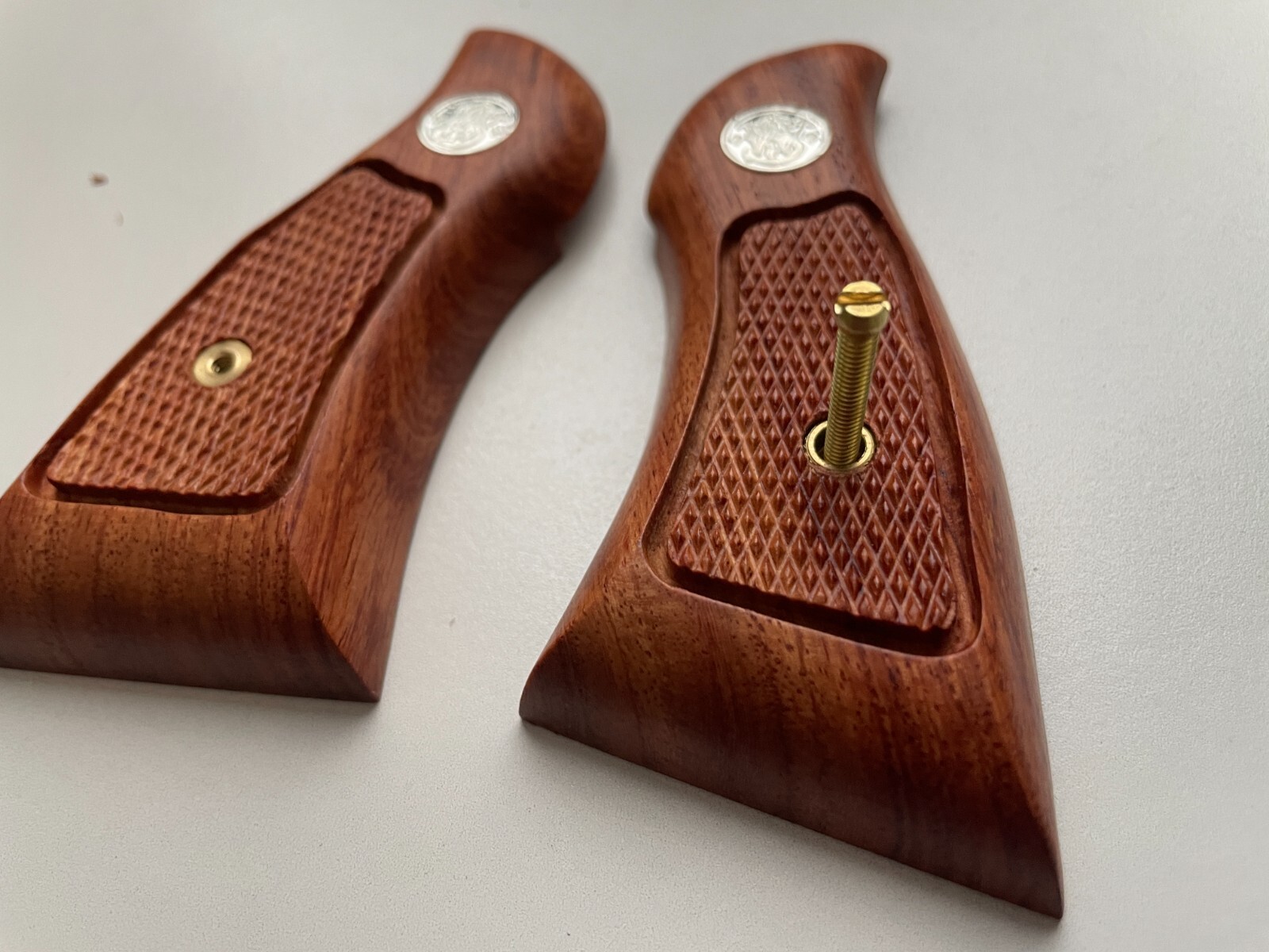 CLASSIC PANEL wood Grip For S&W N Frame Square Butt Checker Handmade