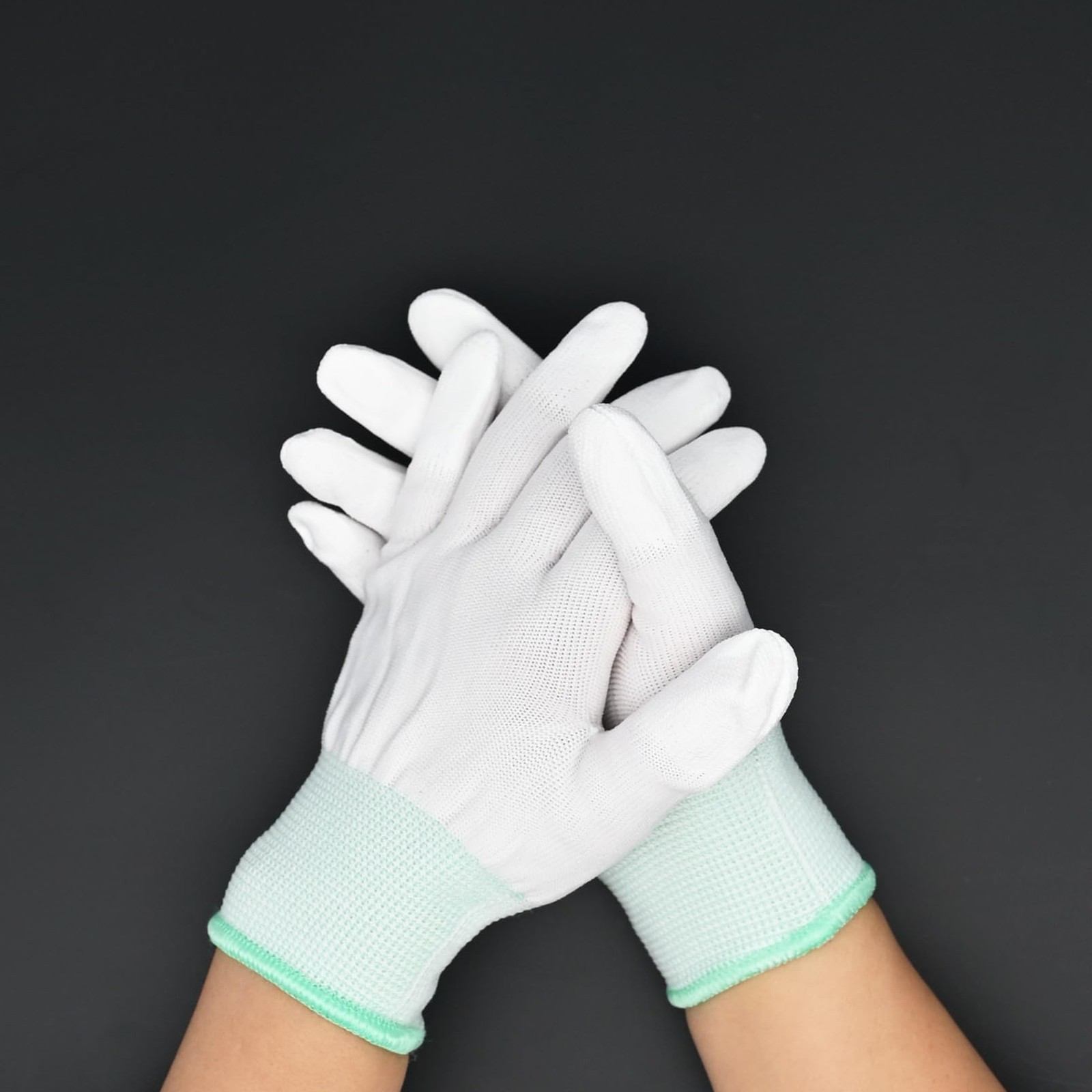 Quilting Gloves for Free-Motion Sewing (1 Pair) White