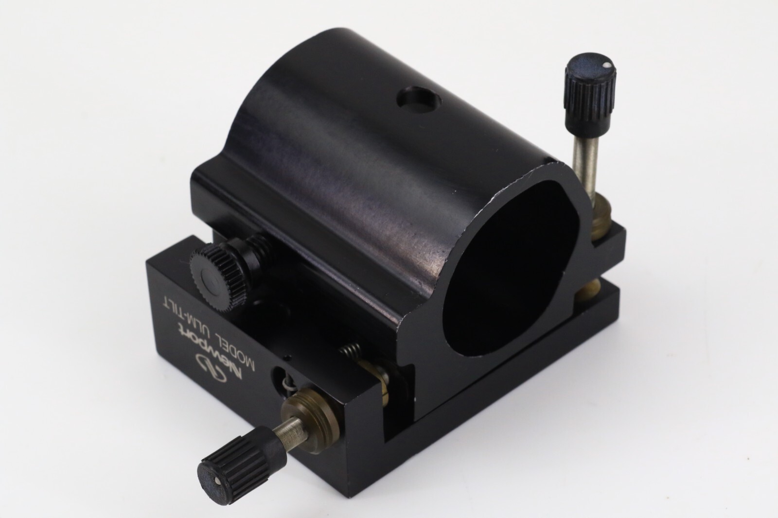 NEWPORT ULM-TILT Cylindrical Laser Mount, 1.0-1.75 in., High-Resolution AJS Ad