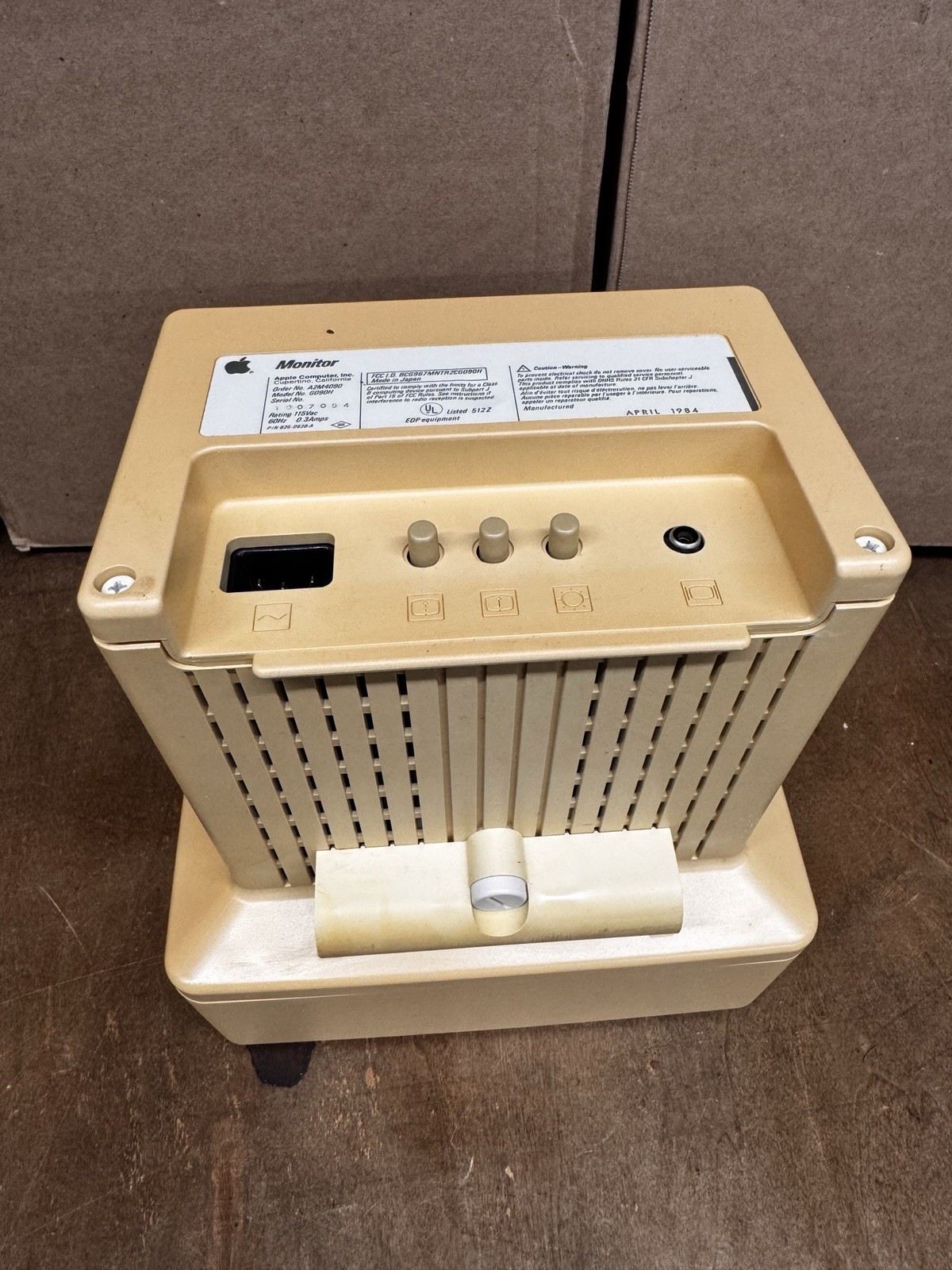 Vintage Apple IIc Computer A2M4090 Monitor