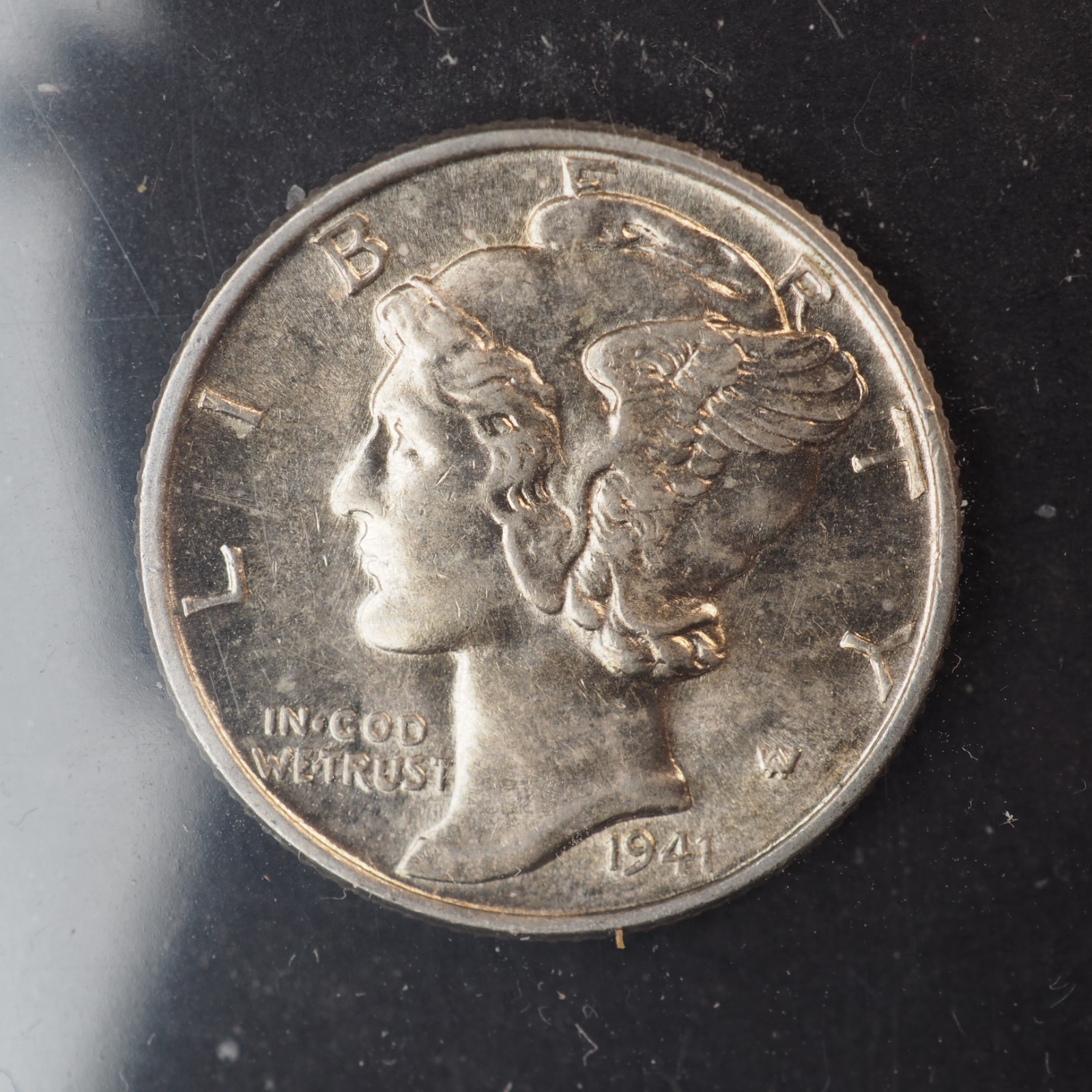 1941 **p**SILVER  MERCURY DIME **NICE** - FREE SHIPPING! C3861