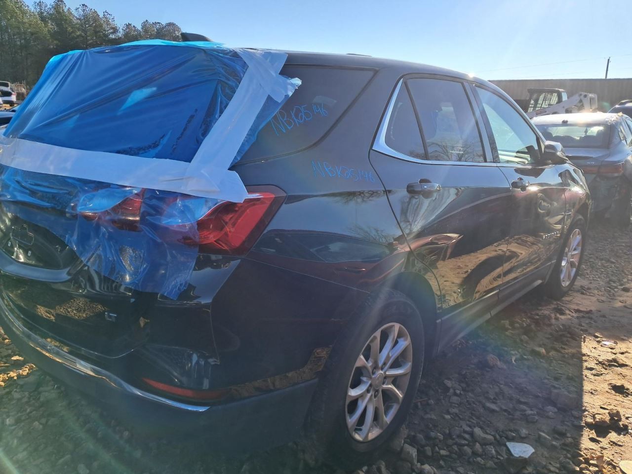 EQUINOX 2018 Glove Box 4894799
