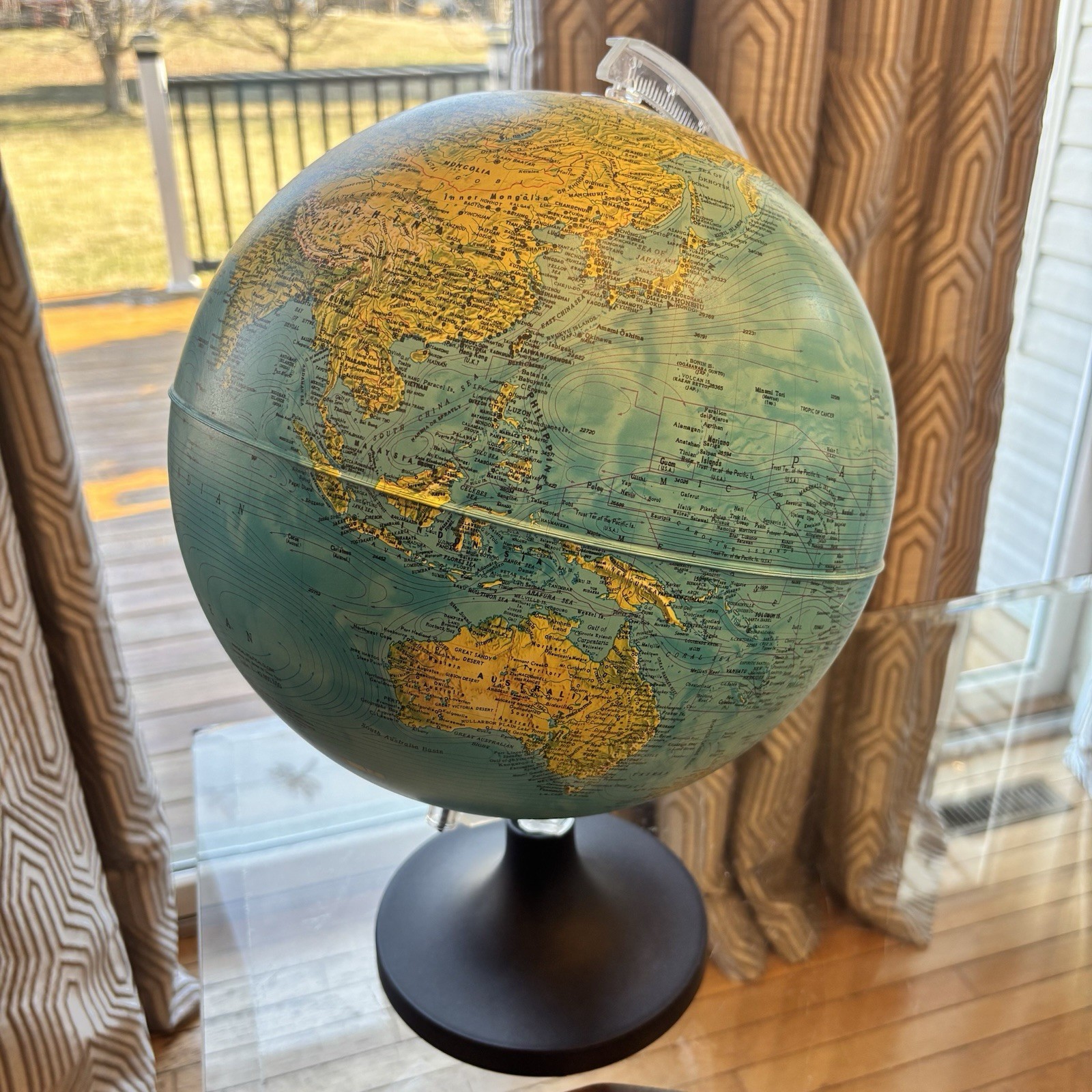Underwriters Laboratories Desktop Globe 17” Tall FLAW