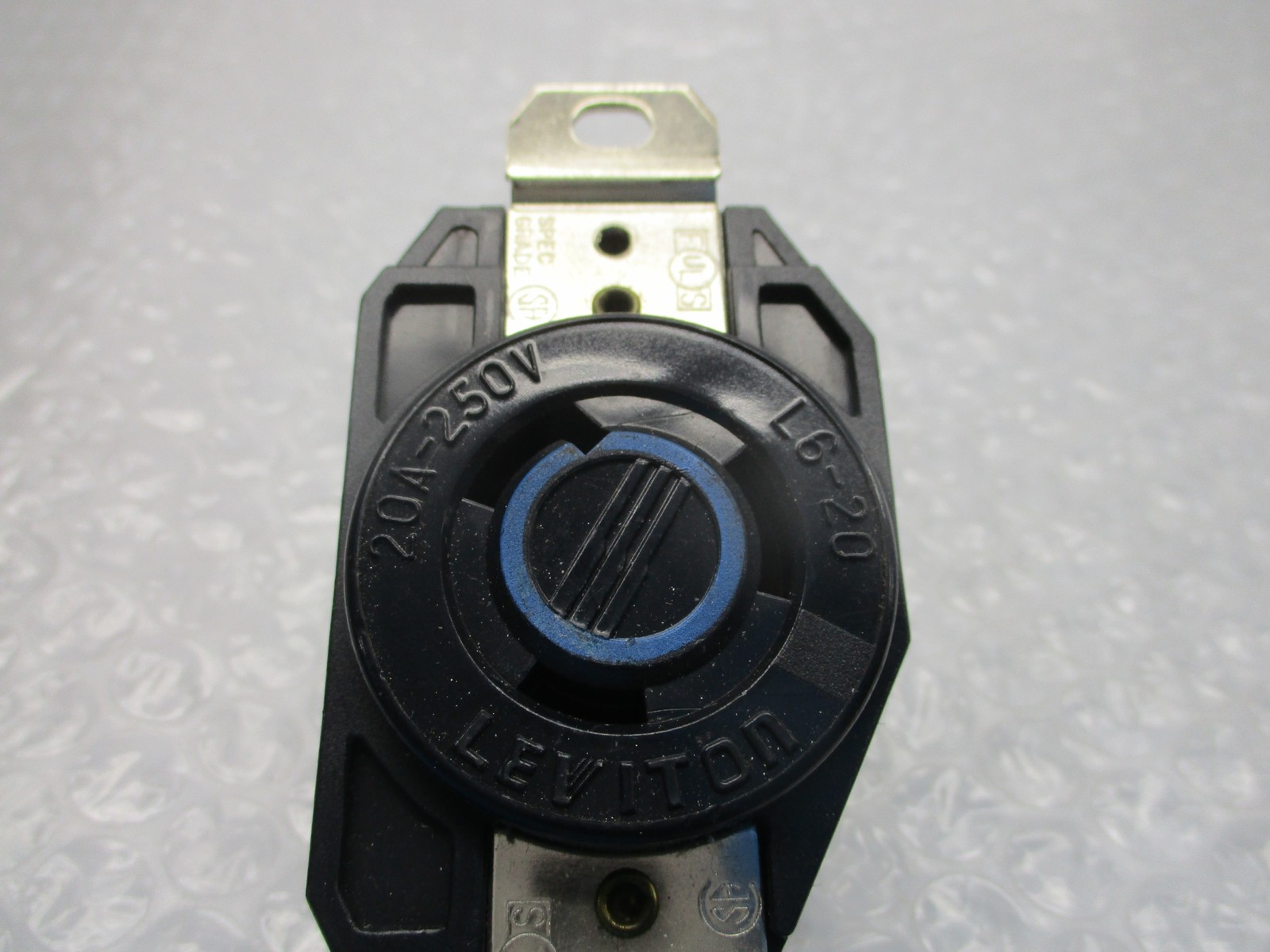LEVITON L6-20 RECEPTICALE NSNP