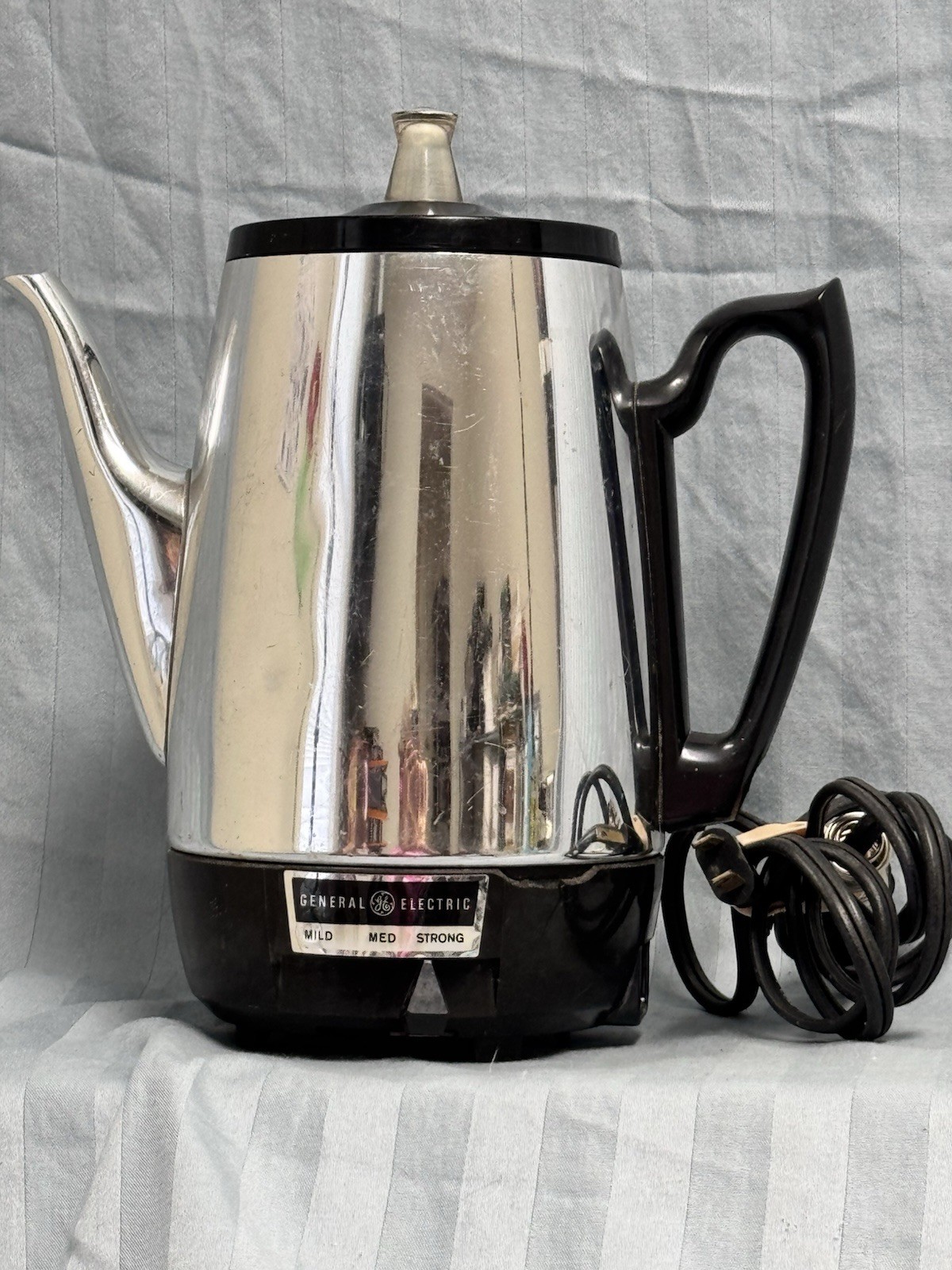Vintage GENERAL ELECTRIC Automatic Coffee Maker Percolator