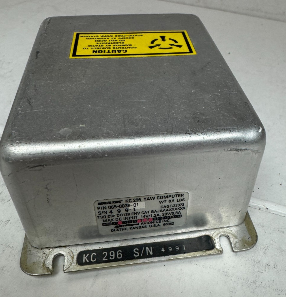 King KC 296 Yaw Computer 065-0036-01 and KA118 demodulator 071-1095 20