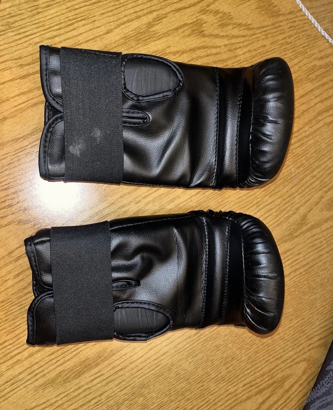 CKO Kickboxing Gloves ( Black )