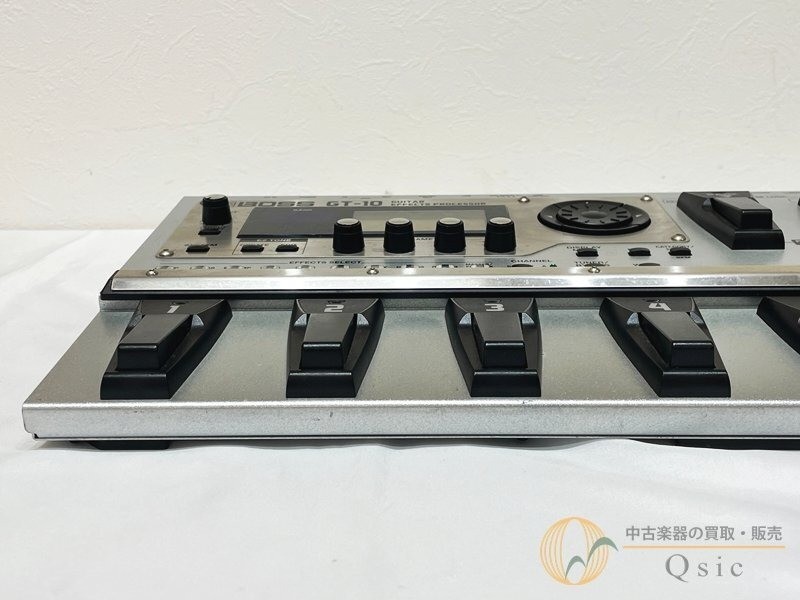 BOSS GT-10B