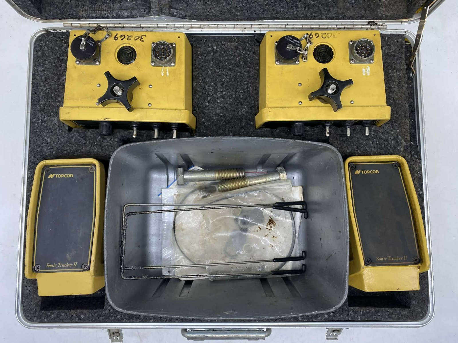 TOPCON SYSTEM FOUR 9254 Control Boxes, SONIC TRACKER II 9142 w/ Case ST2, 4
