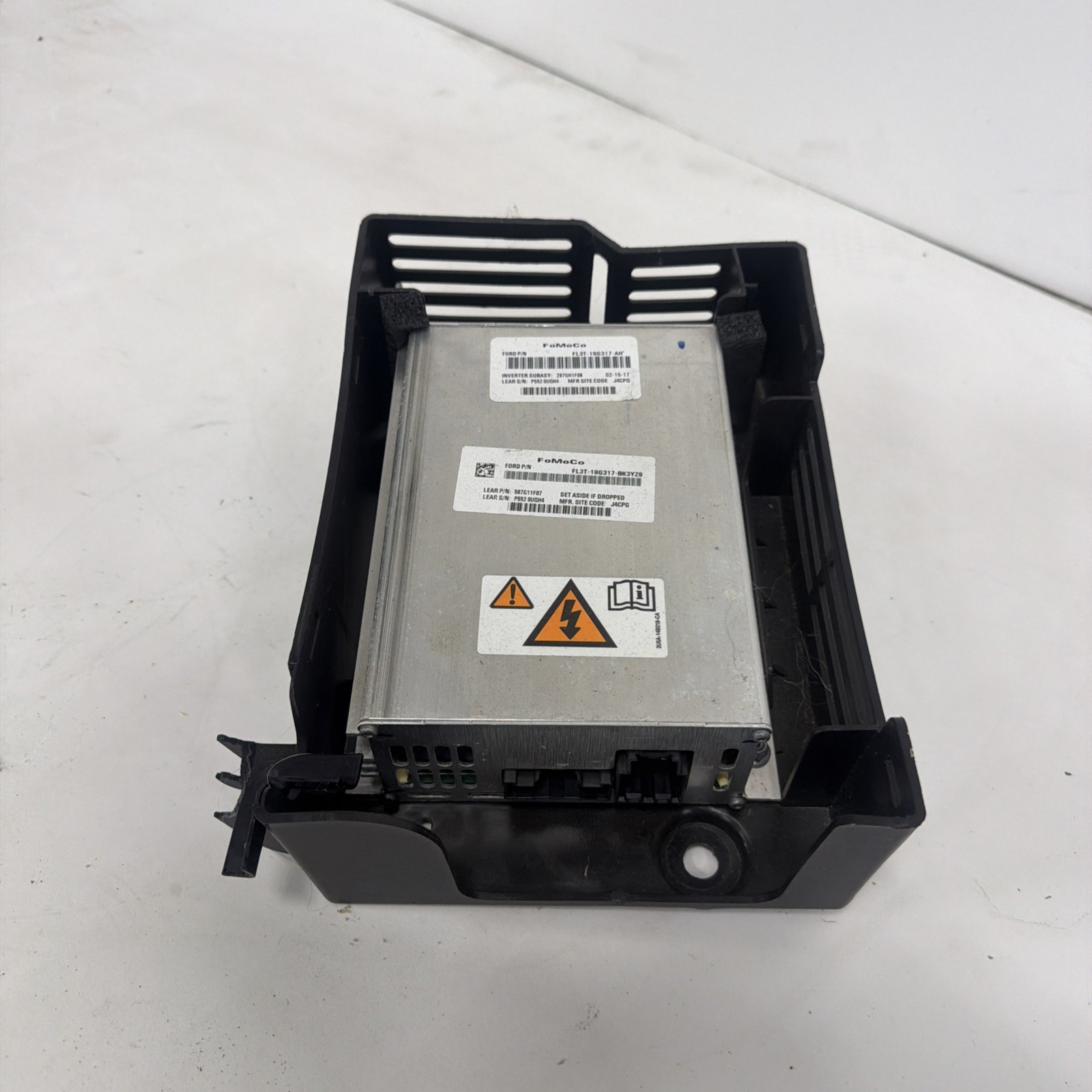 2015-2017 FORD F-150 AC DC Power Inverter Converter FL3T-19G317-AH GENUINE OEM