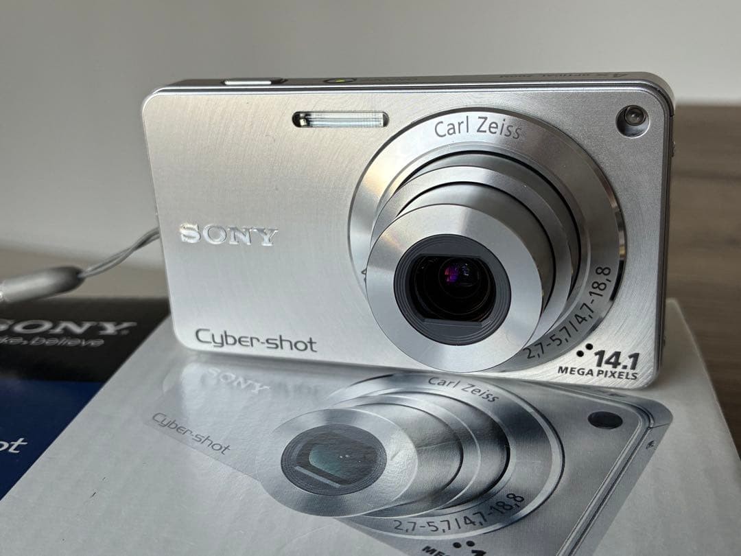 SONY Cyber-shot DSC-W350 Silver 14.1MP 084