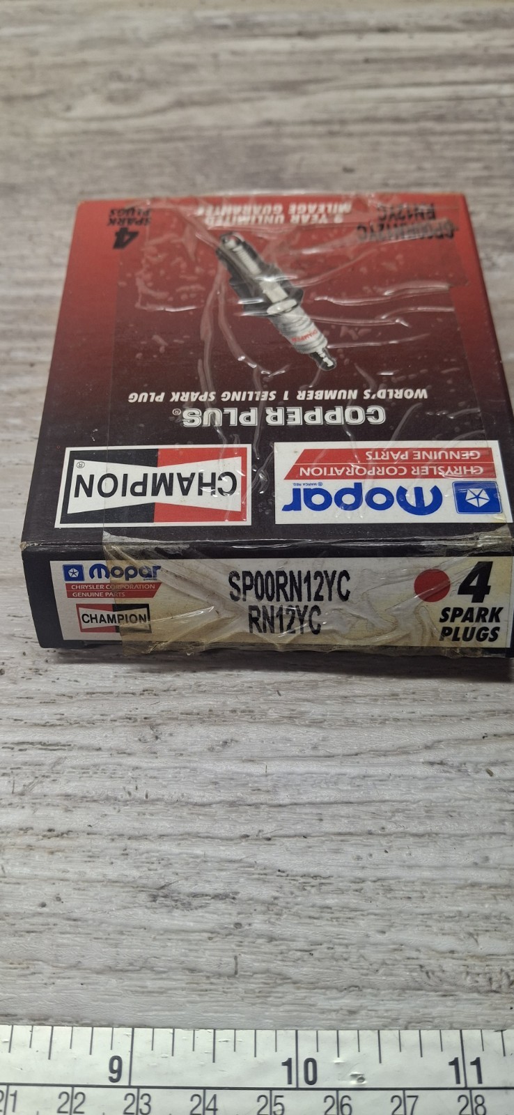 ONE GENUINE PACK CHAMPION COPPER PLUS 4 SPARK PLUGS 404 / RN12YC