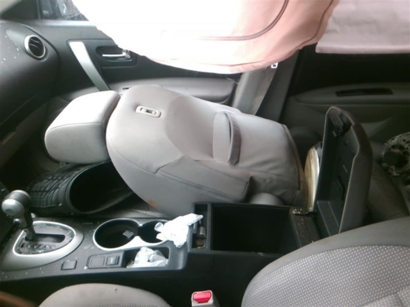 ROGUE 2012 Fuse Box Cabin 8485214