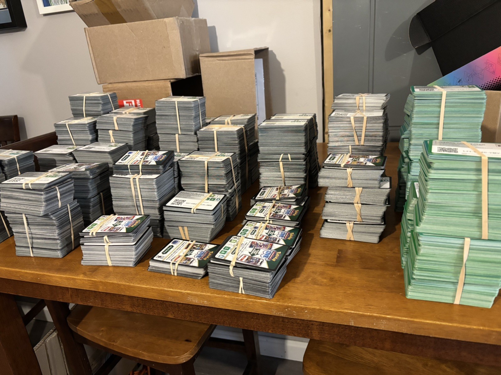100x S&V 151 Pokemon TCG LIVE Online Codes sent via picture message