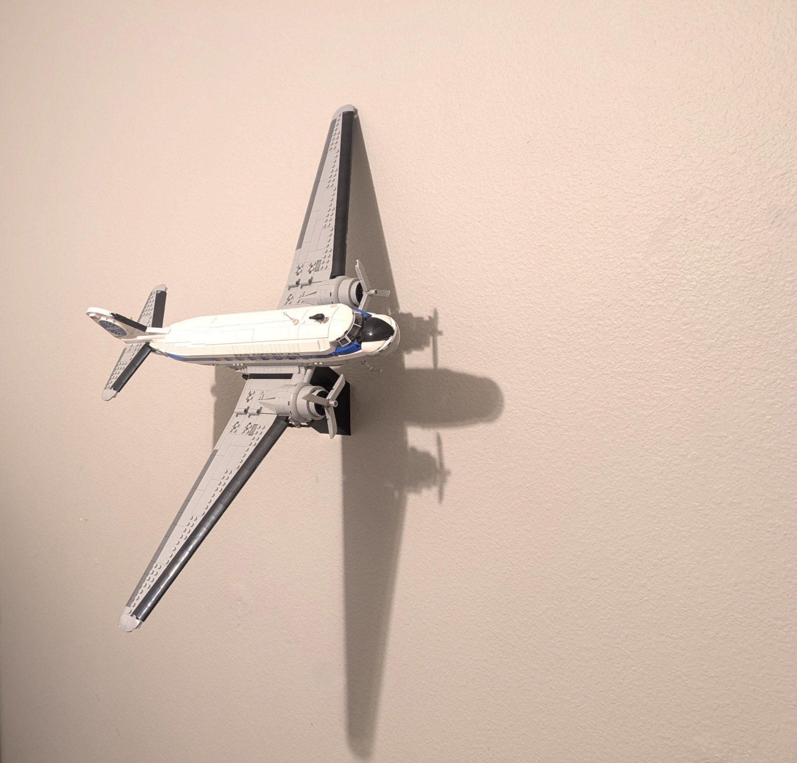 Ultimate Display Solutions wall mount display for Lego 11378 Douglas DC-3 PAN AM