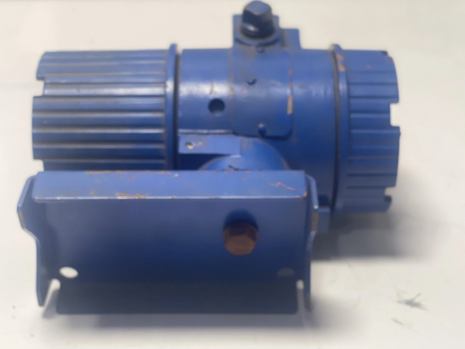 Rosemount 3044 A1B1 Temperature Transmitter – 4-20mA, Smart, HART
