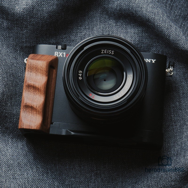 NEW Wooden Metal Attachment Grip For Sony RX1 RIII Flannel Metal Camera Base