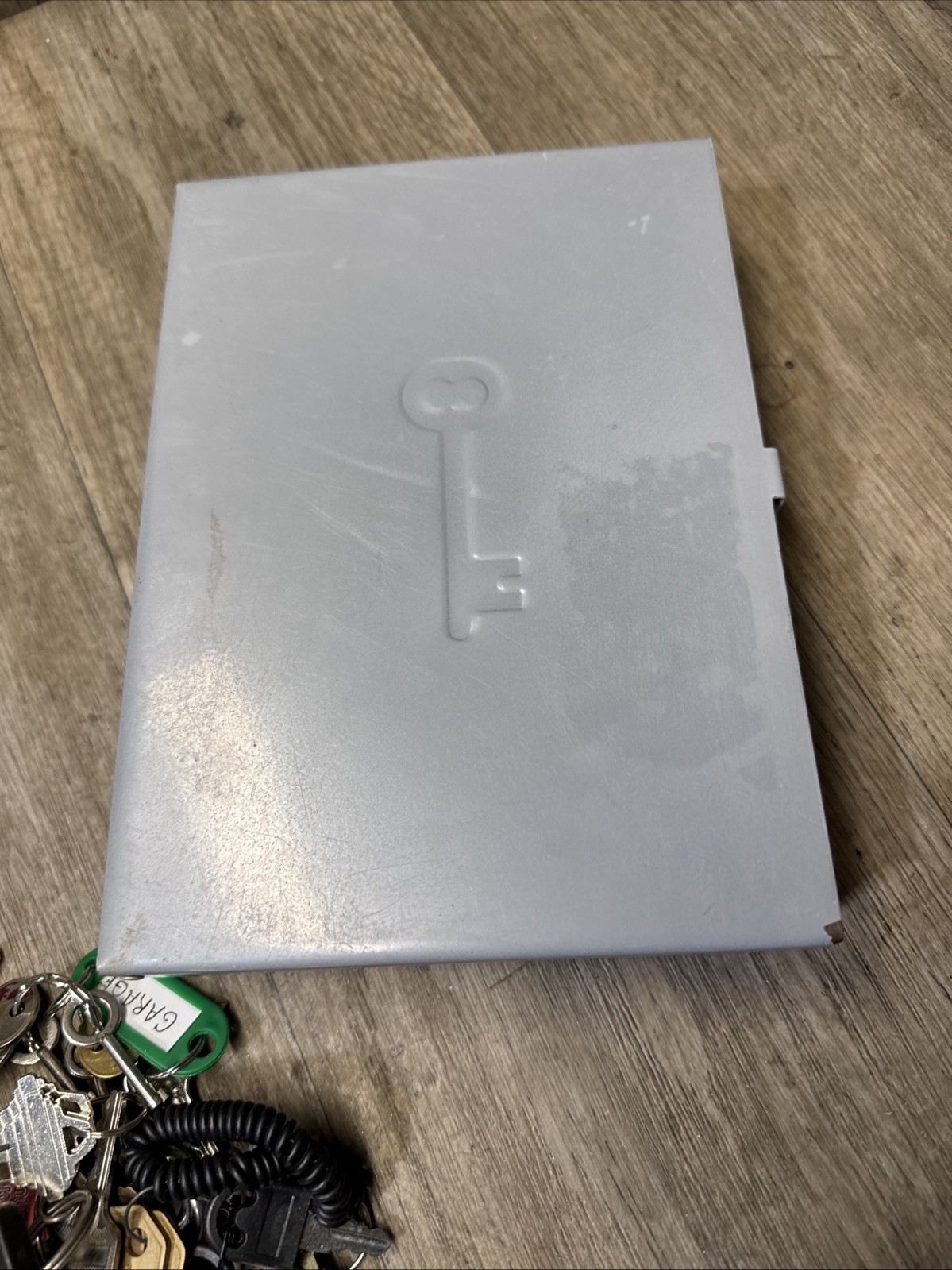 IKEA KARBO GREY COLOURED METALLIC WALL MOUNTED SECURITY KEY SAFE