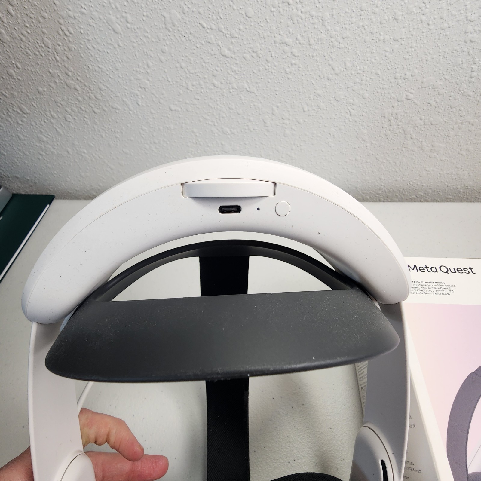Meta Quest 3 512GB VR Headset + Elite Strap w/ Battery CIB Excellent Condition