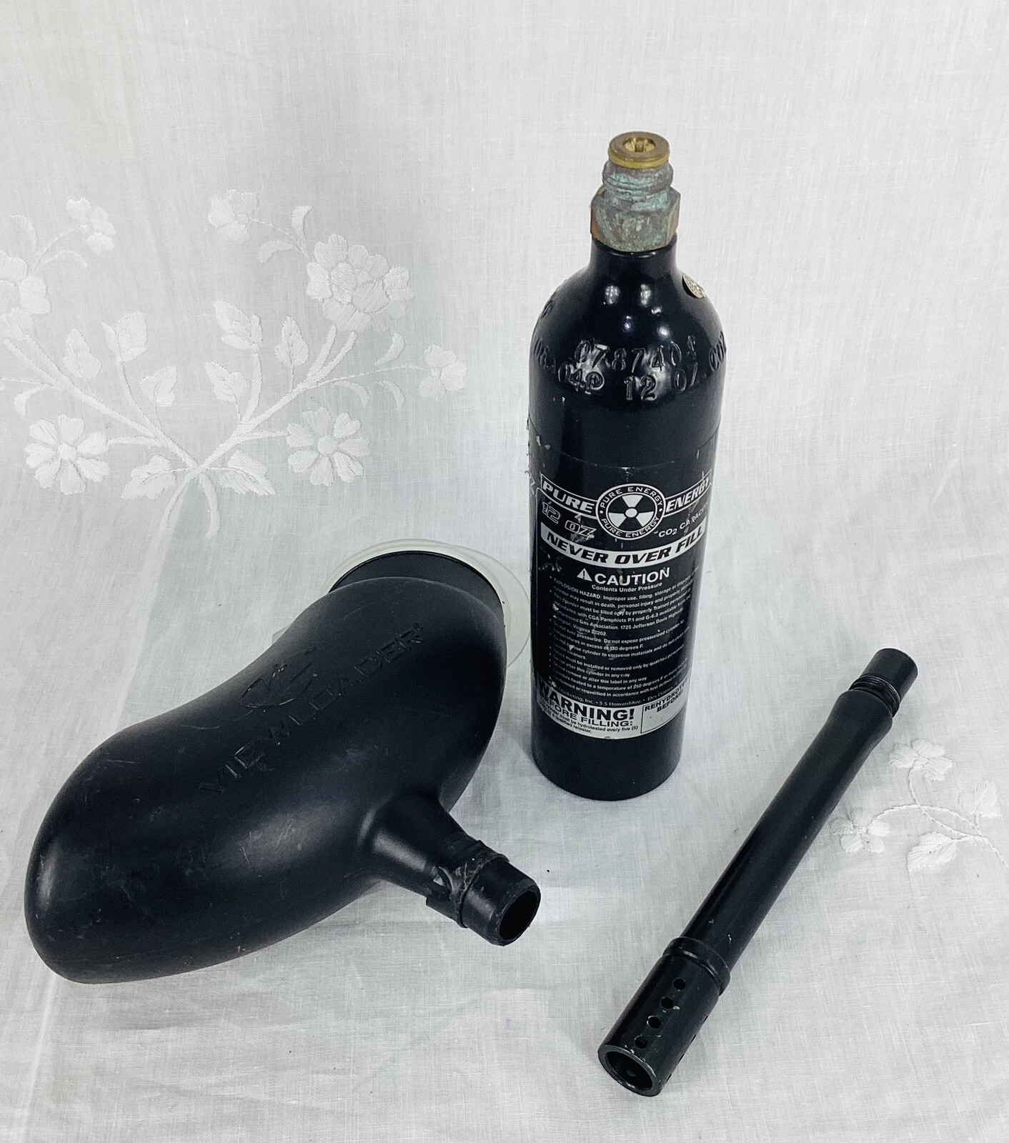 Pure Energy CO2 Air Tank 12 Oz Capacity - LOT 3 - Paintball Tank 12 Oz empty