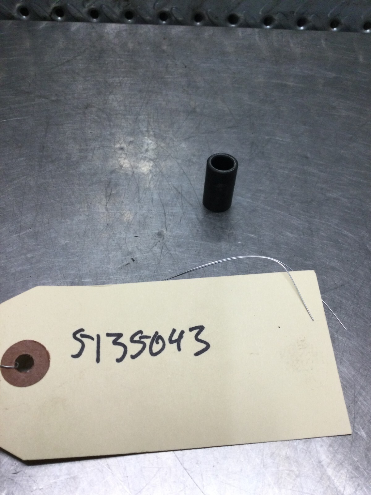 POLARIS SNOWMOBILE BUSHING 5135043 t333K