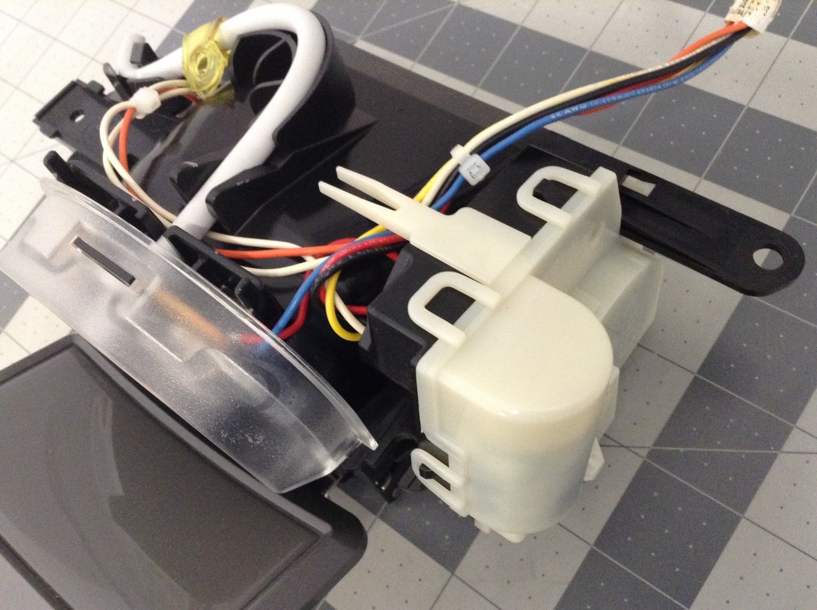 Whirlpool KitchenAid Refrigerator Ice Chute Module WP13005705 13005705