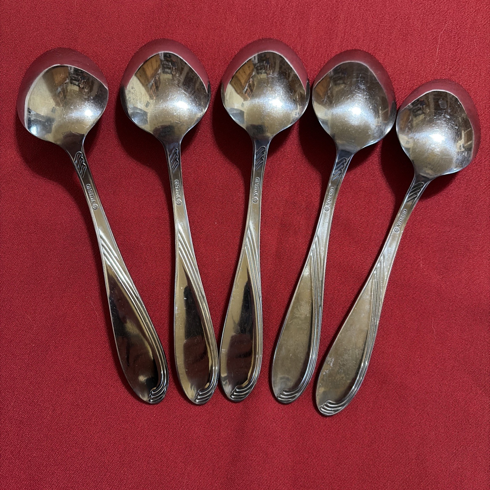 5 Oneida Camber Cresta Windswept Scroll Oval Soup Spoons Stainless Flatware 7.25