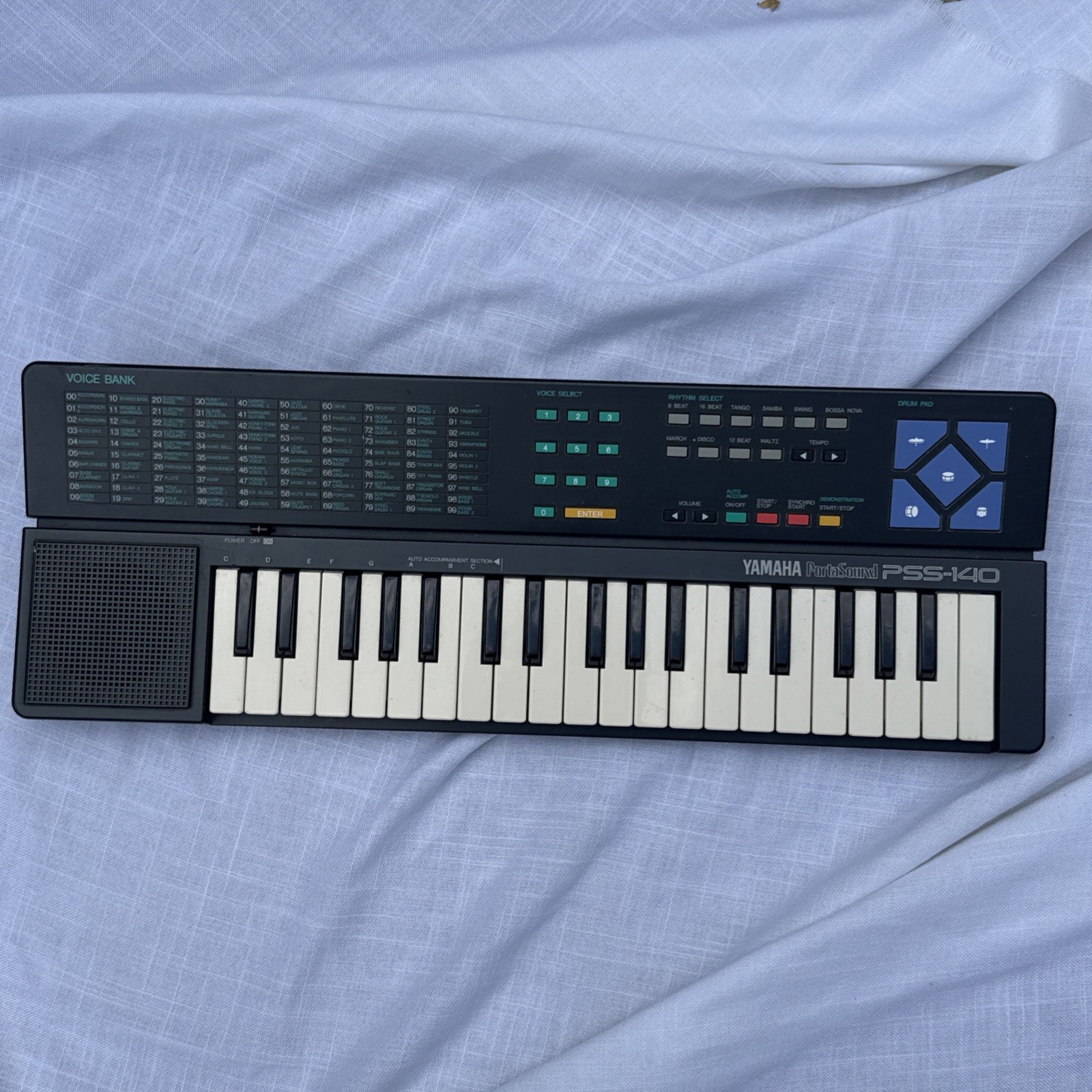 Vtg 1988 Yamaha PortaSound PSS-140 Electronic Keyboard w/Drum Pad Untested