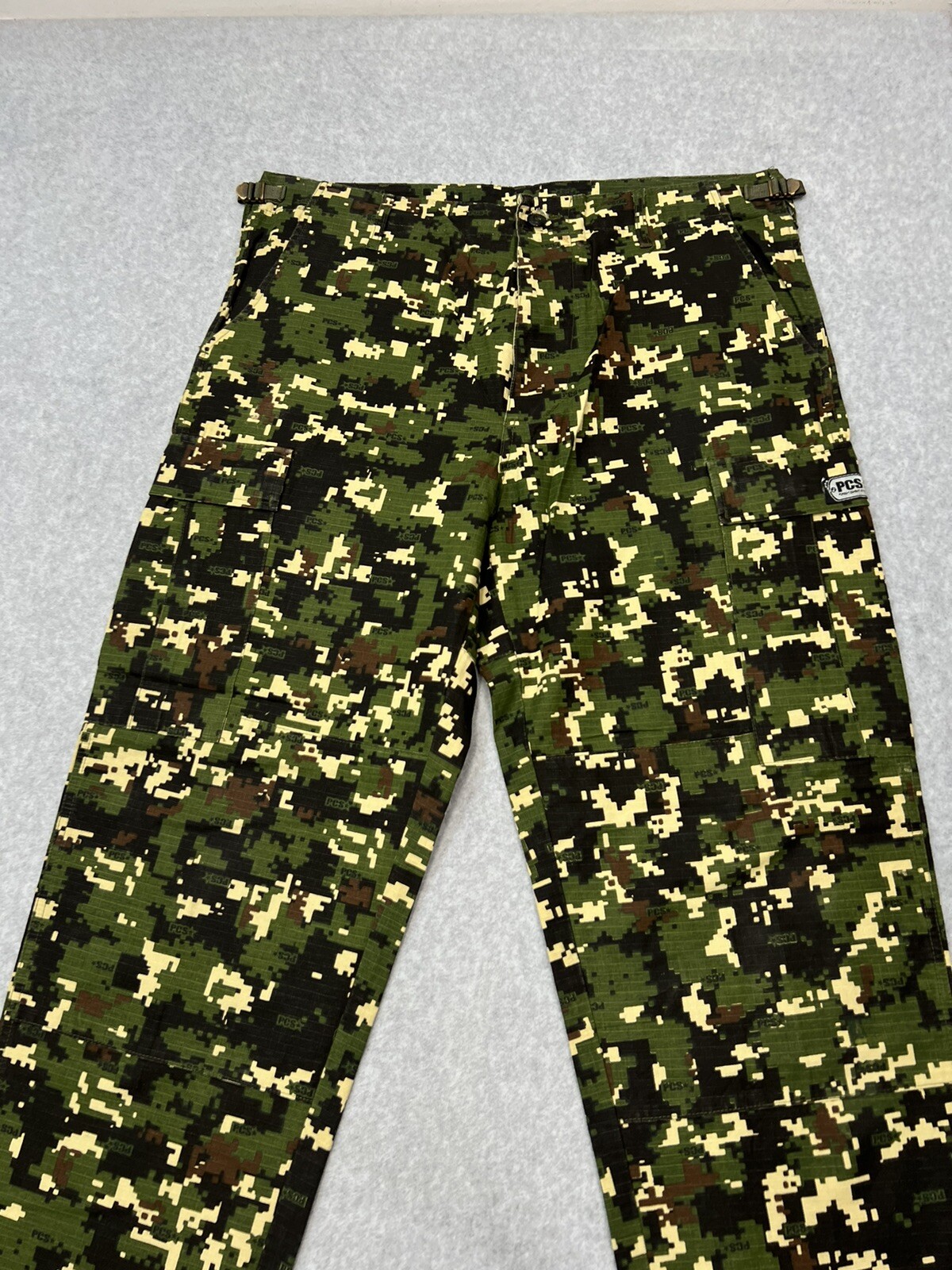 PCS Evasion Paintball Pants Digital Jungle Camo Size 38x30