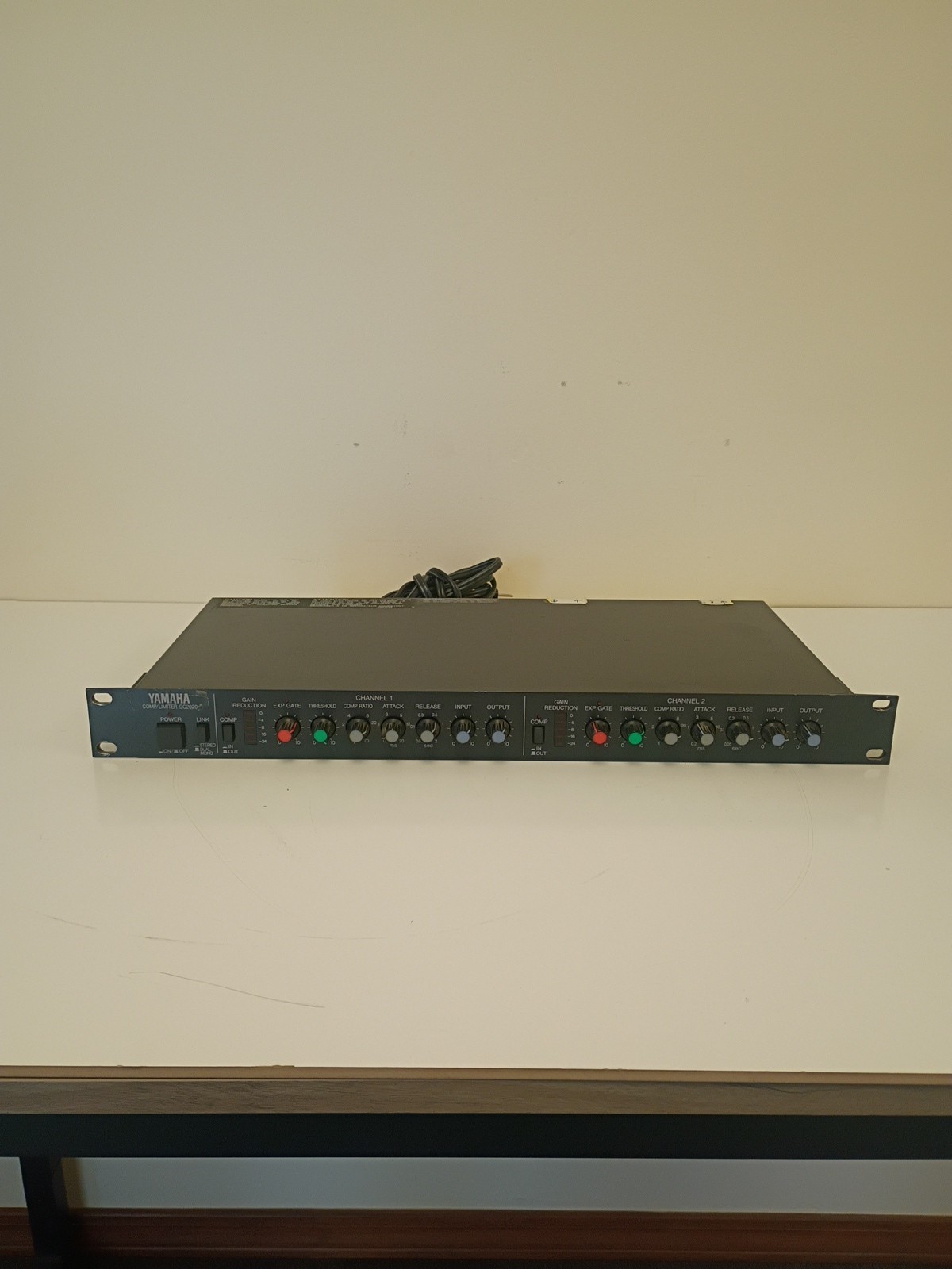 Yamaha GC2020 BII - Stereo Compressor Tested Working