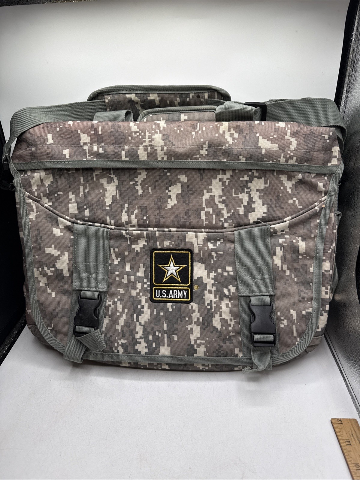 US Army Messenger Laptop Digital Camo Military Licensed Camo Satchel 16.5"x13"