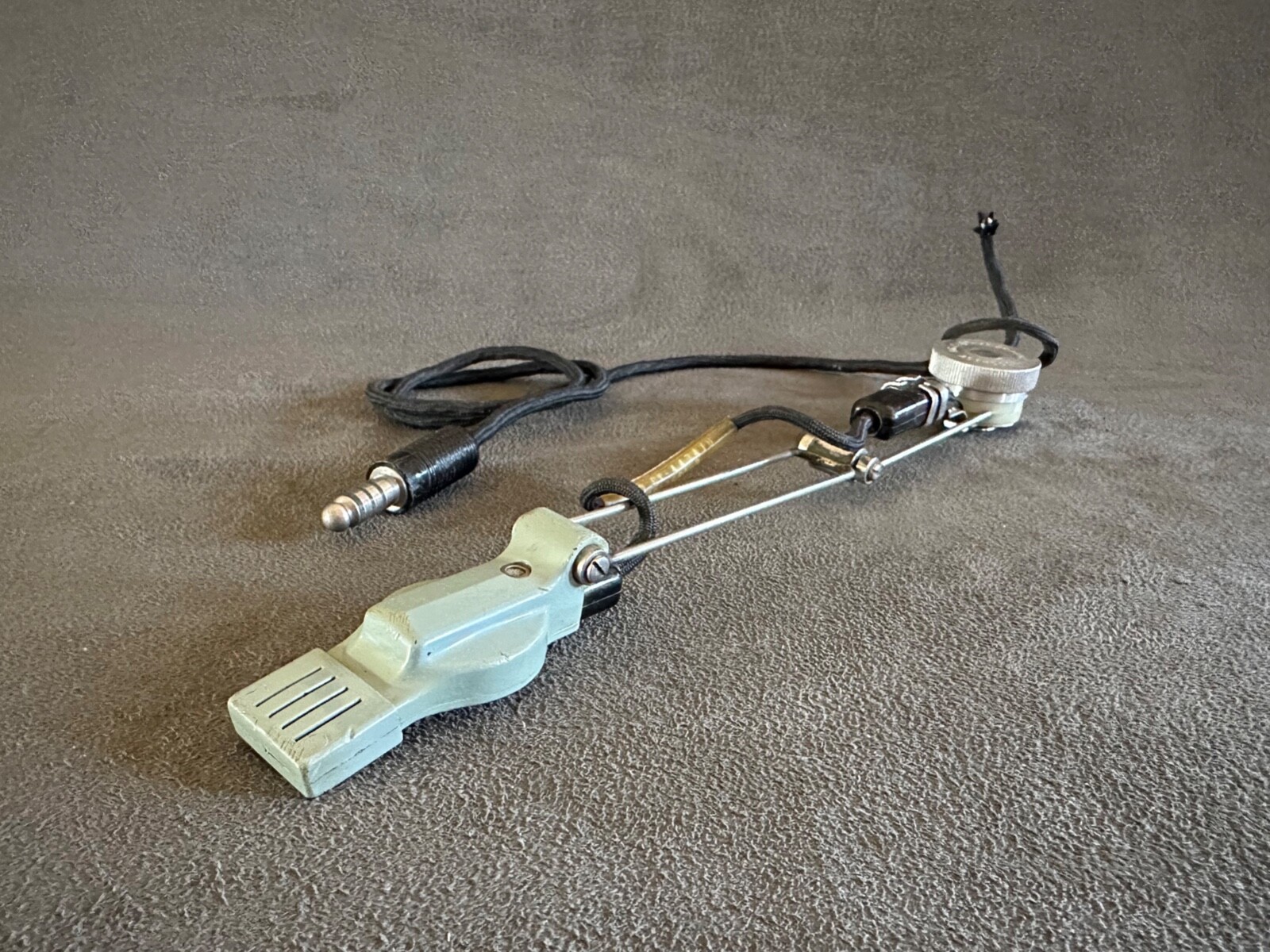 Electro-Voice Aviation Headset Type 216 Microphone M-87/AIC, P/N 216-030-001-640