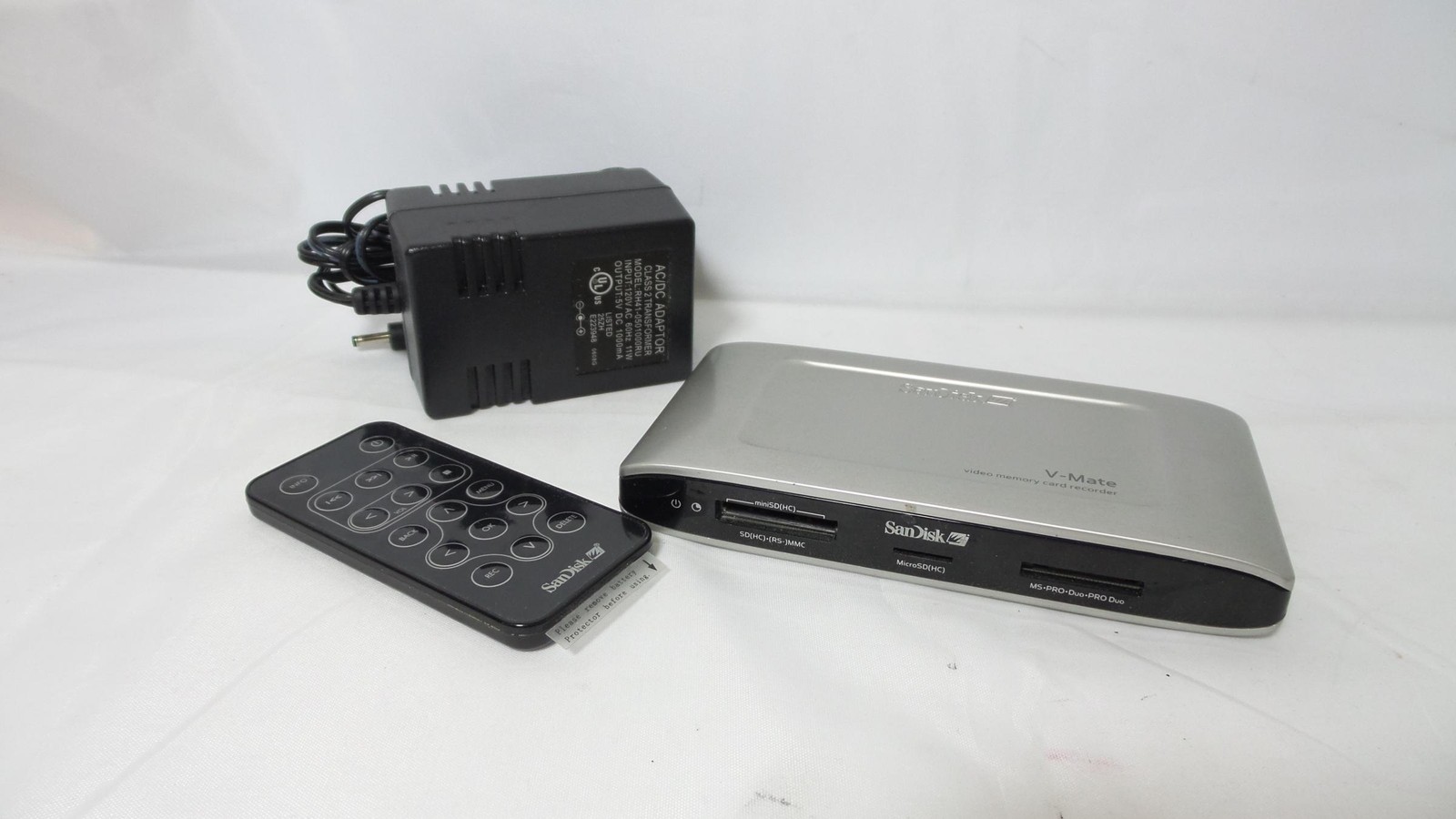 SanDisk V-Mate Video Memory Card Multi Reader Viewer Recorder (SDVM1-A-A30)