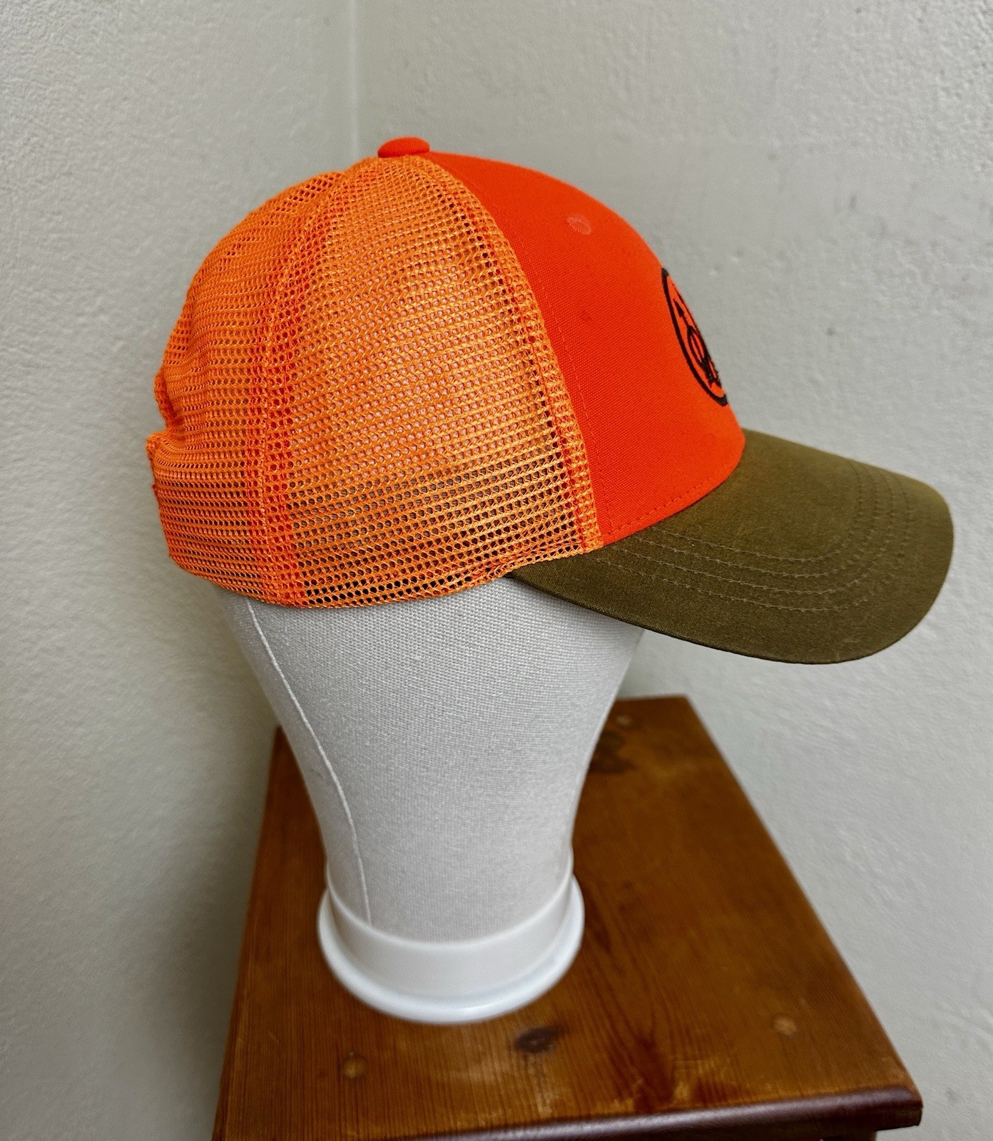 Beretta Men's Upland Trucker With Waxed Cotton Bill Tabacco/Blaze Orange Hat