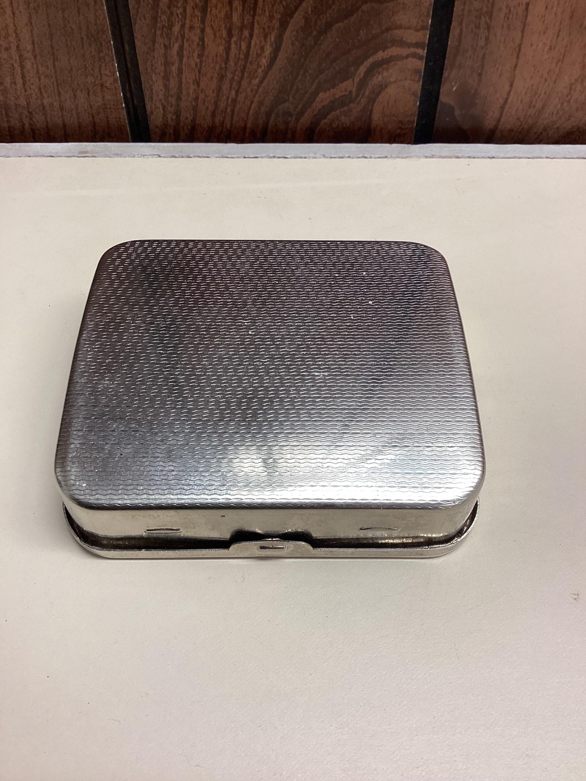 Vintage Metal Cigarette Rolling Machine Case Silver Tone Tobacco Tin Unmarked