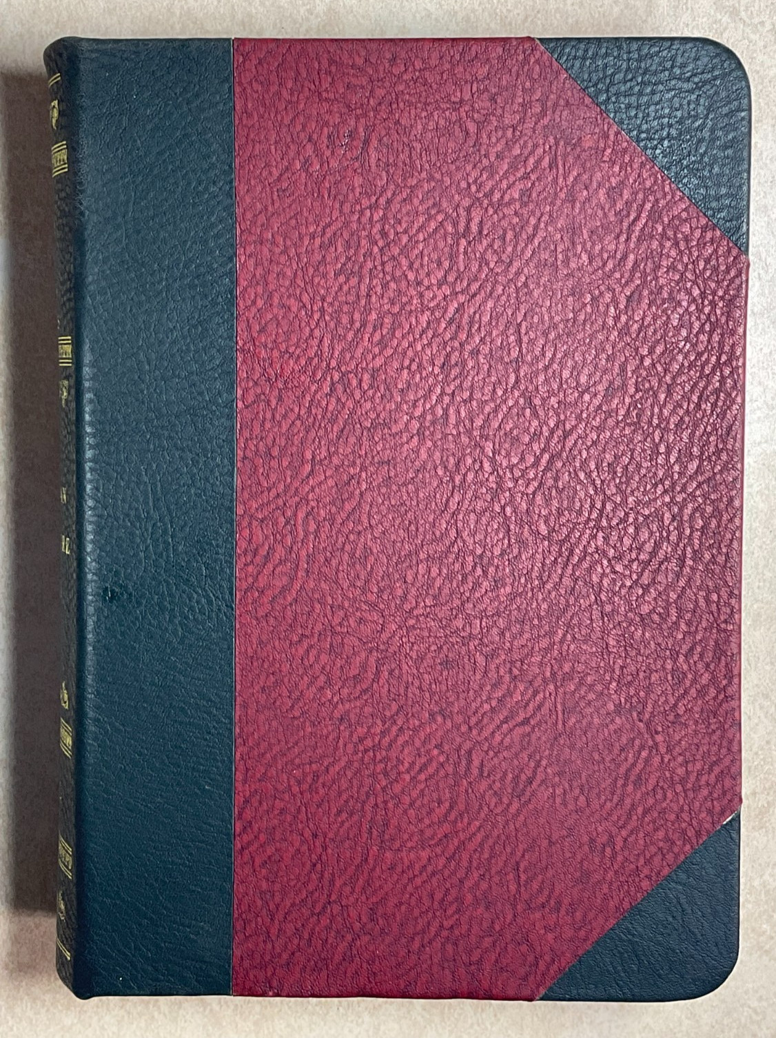 Vintage House of Seven Gables Hollow Book Safe by Dept. 56-5"x7.5"