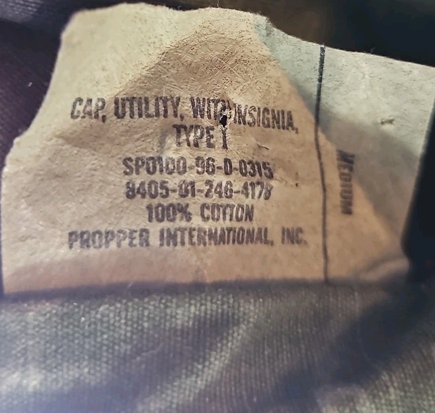 Military Utility Woodland Camouflage Cap w/insignia Medium