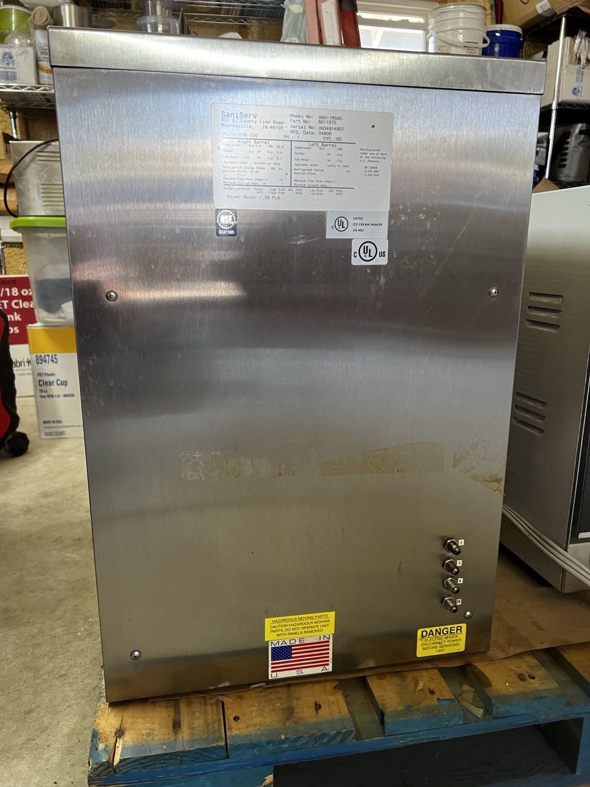 Saniserv Shake machine