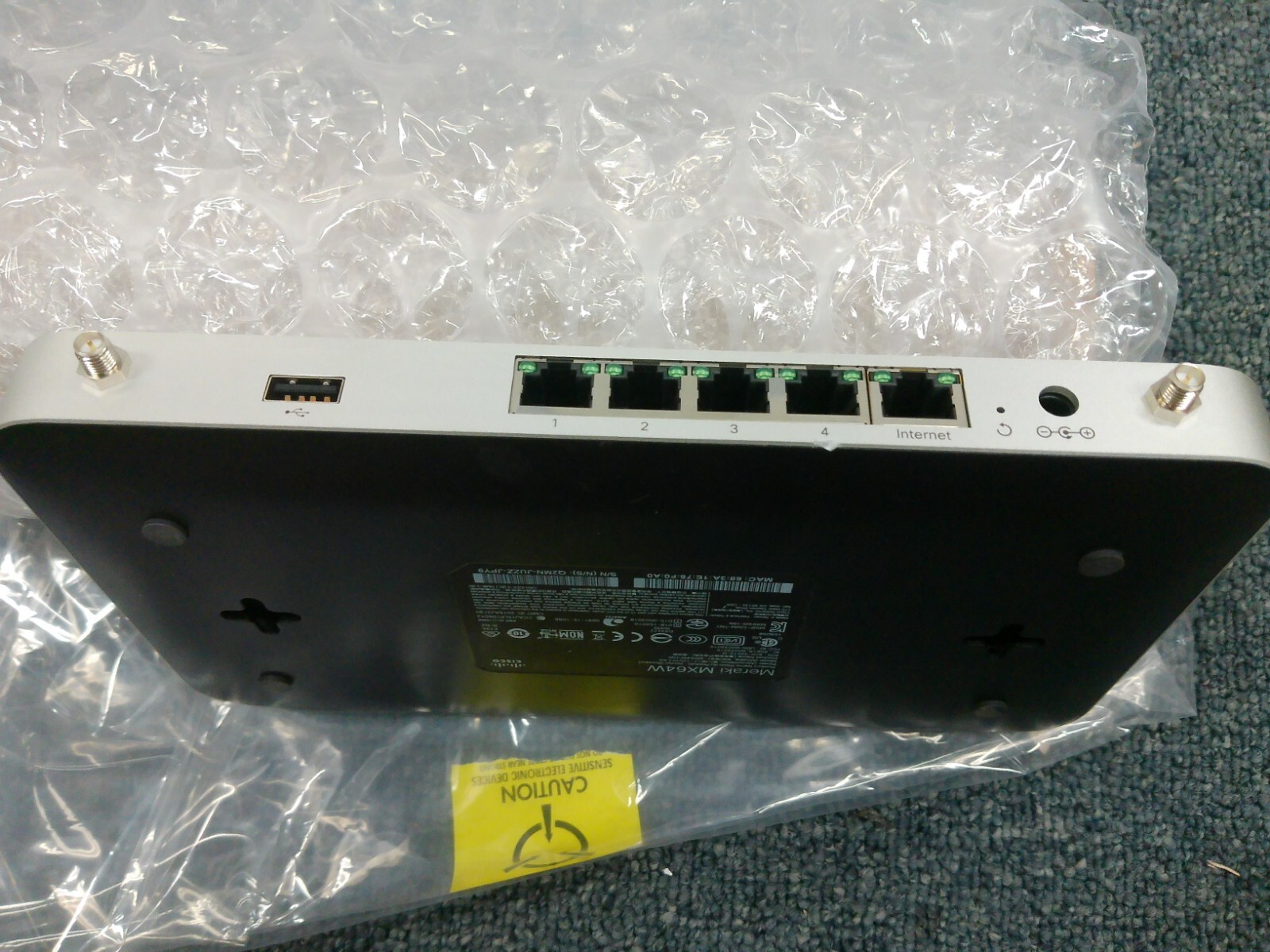 Cisco Meraki MX64W-HW Cloud Managed Security Appliance