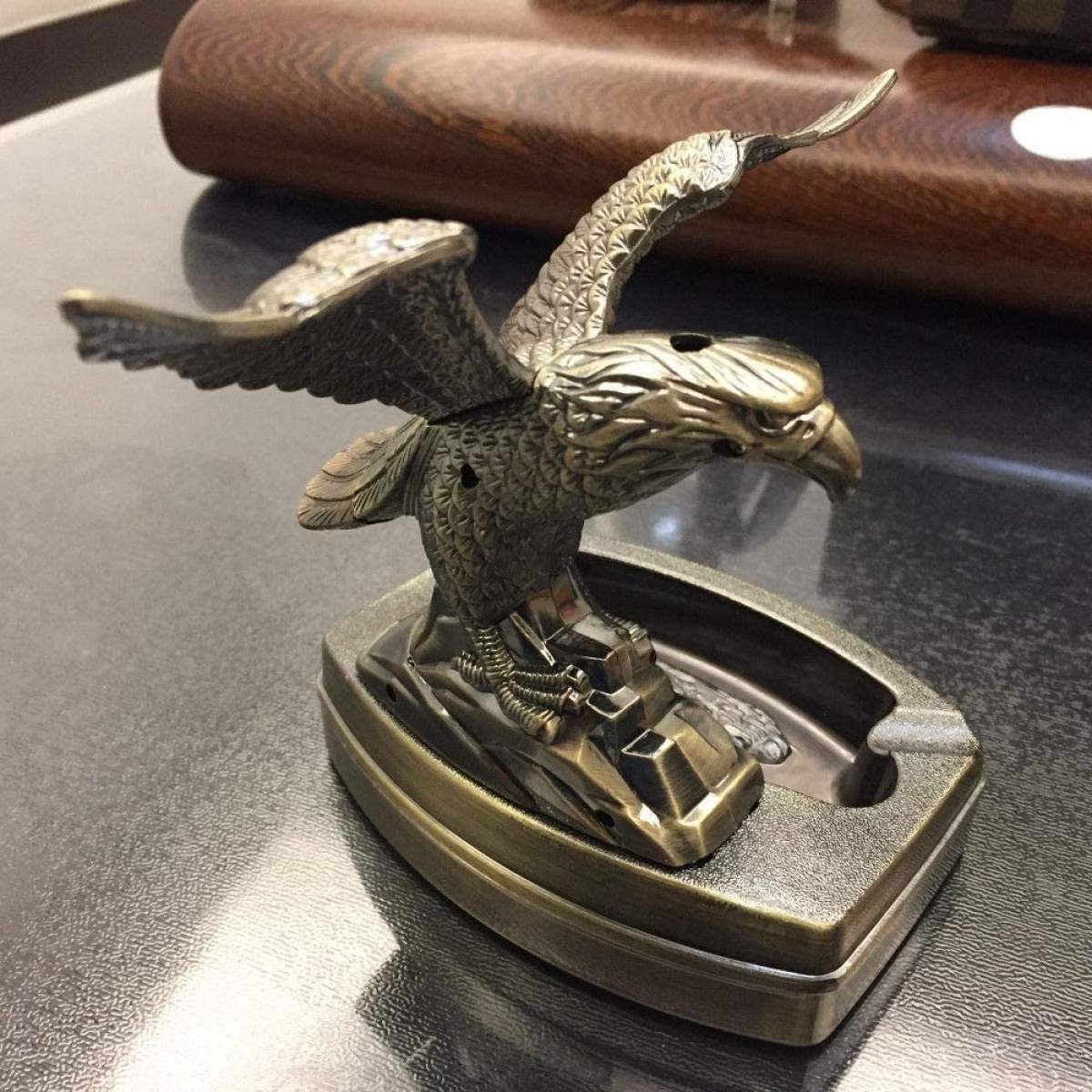 Flying Eagle Refillable Butane Lighter Tabacco Cigarette Cigar Ashtray Ash Tray