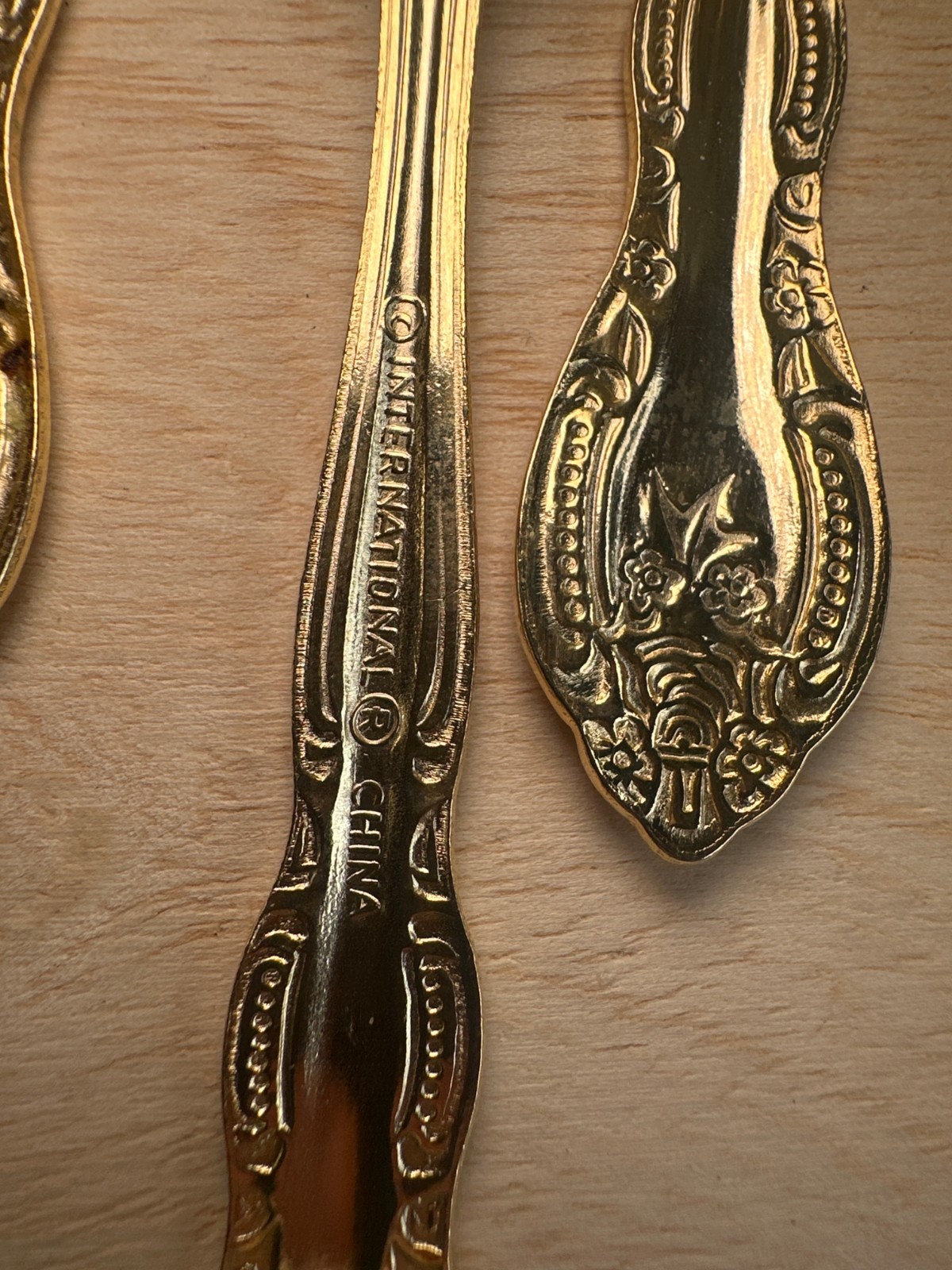 🔥 International Stainless Flatware Set Chantilly Pattern Rococo VTG 23 Pc Set